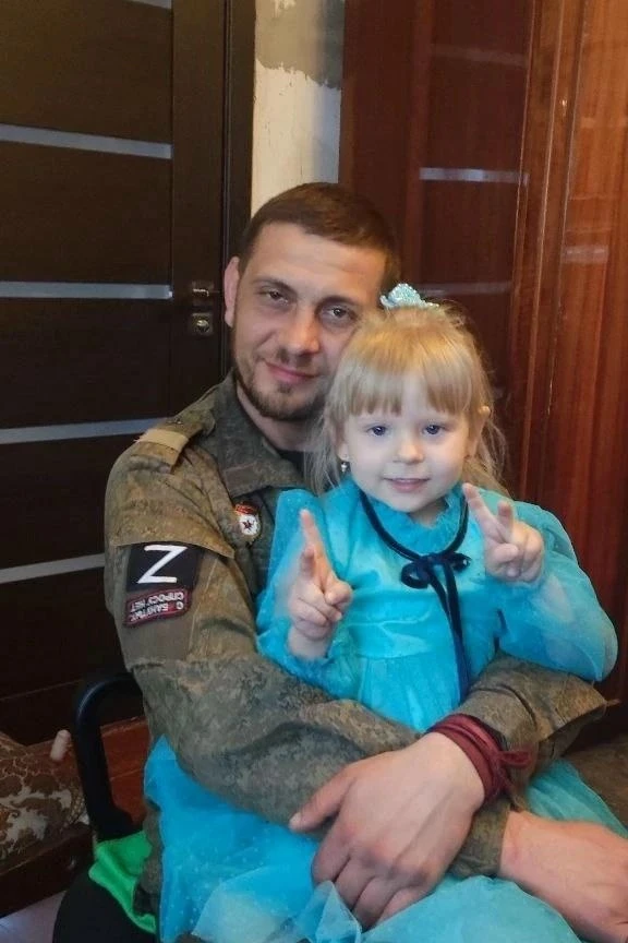 Папы... Эти удивительные мужчины, которые всегда рядом, готовые поддержать, защитить и ...