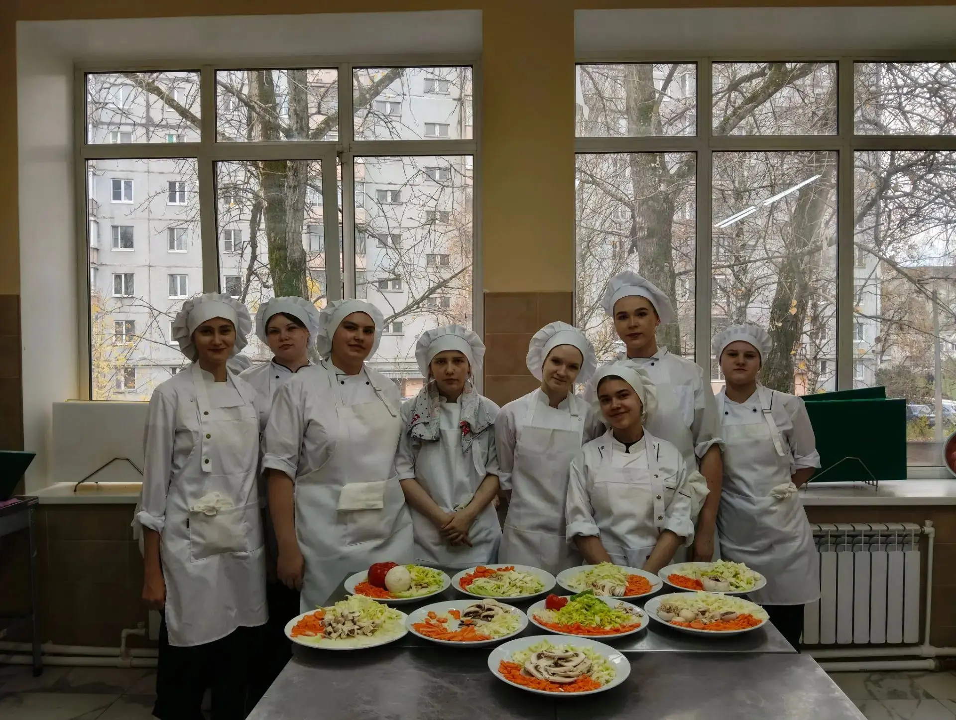 ✅Первая лабораторная — полет нормальный! 👩‍🍳👨‍🍳