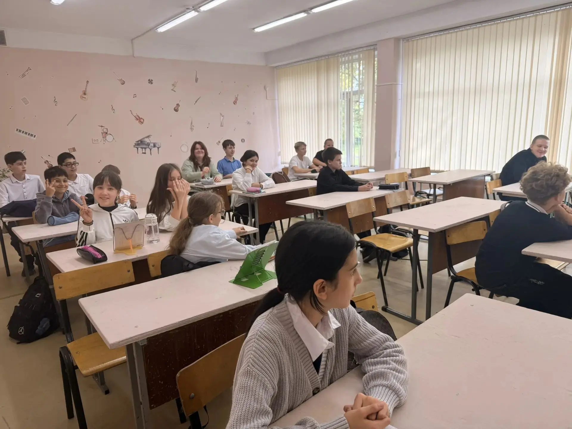 Музыка — величайшее изобретение человечества, существующее на земле многие тысячи лет. ...