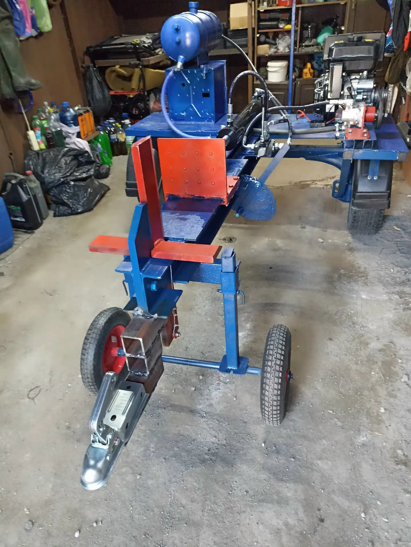 Продам 89028960151