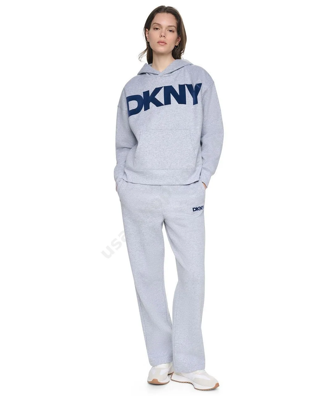 🇺🇸 DKNY