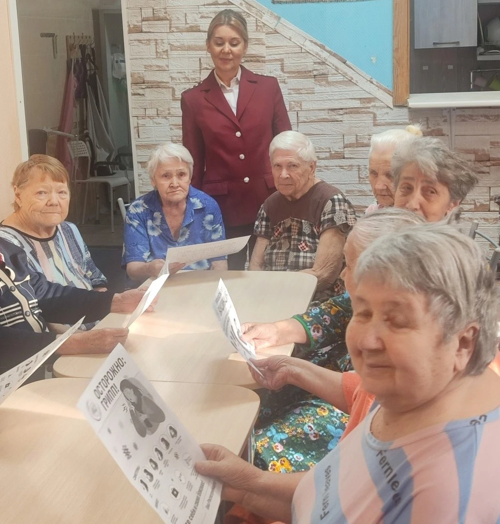 Специалисты Управления Роспотребнадзора по Пермскому краю провели для пожилых людей, пр...