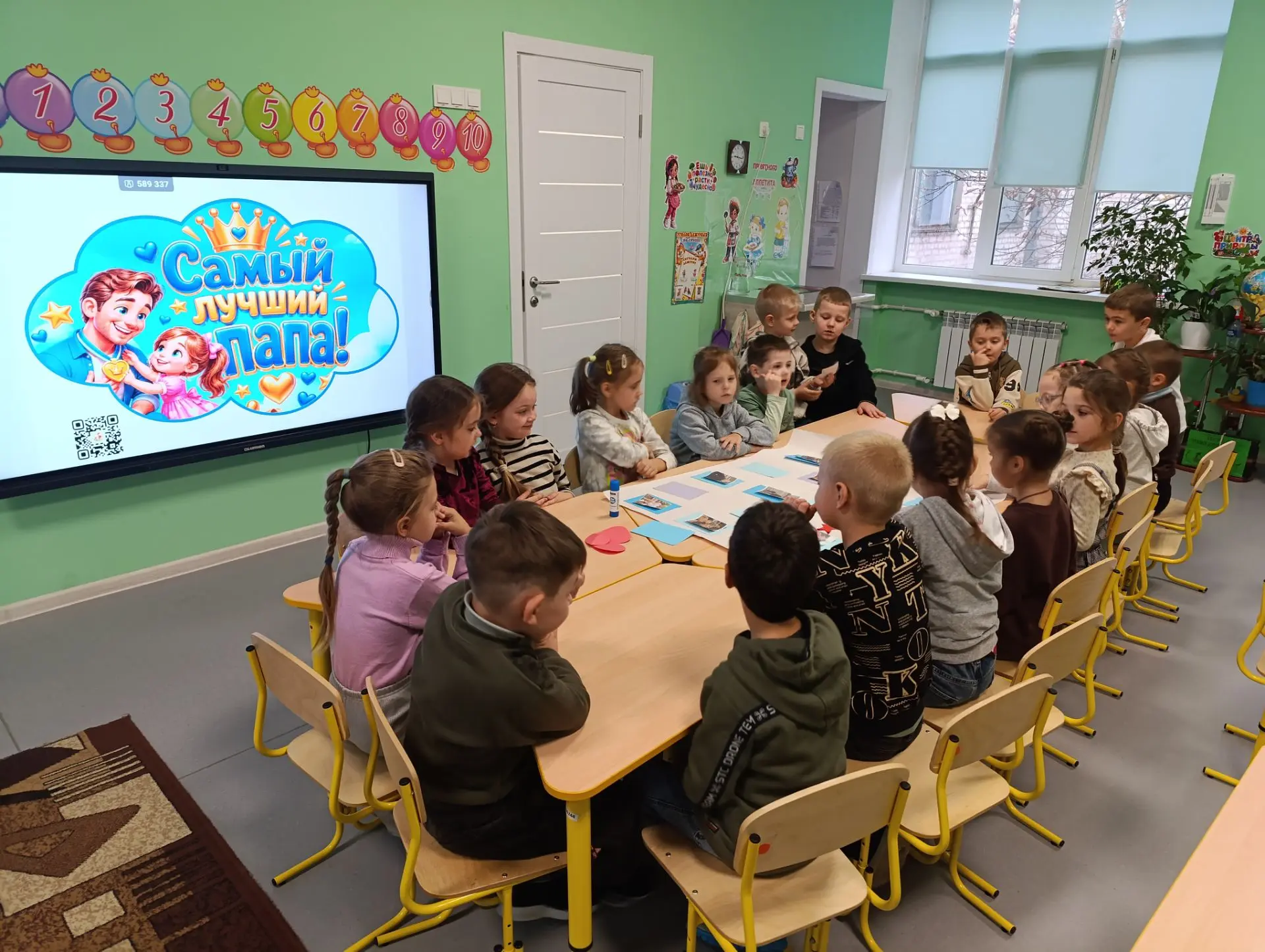 В подготовительной группе «Почемучки» ГБДОУ «ДЕТСКИЙ САД №13 «ЛУЧИК» Г.О.СНЕЖНОЕ» ДНР в...