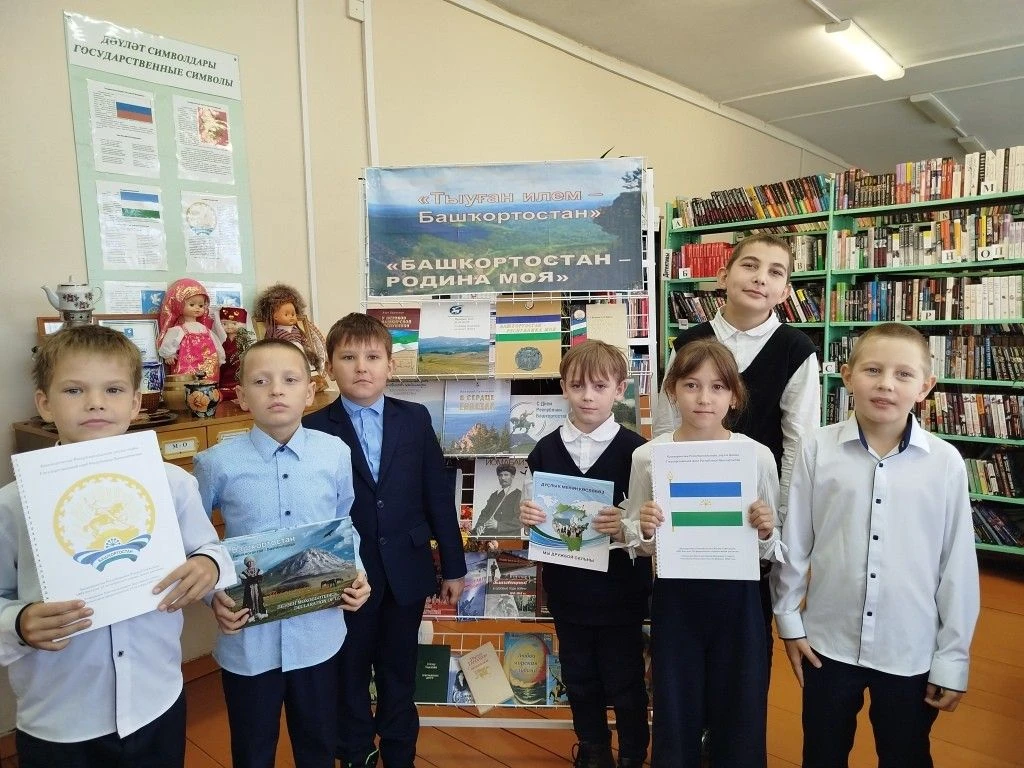☀️Ведущий библиотекарь Новонадеждинской модельной сельской библиотеки для членов клуба ...