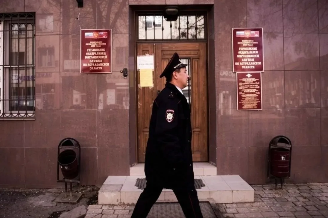 ⚖️В Астрахани экс-полицейский предстанет перед судом за разглашение персональных данных