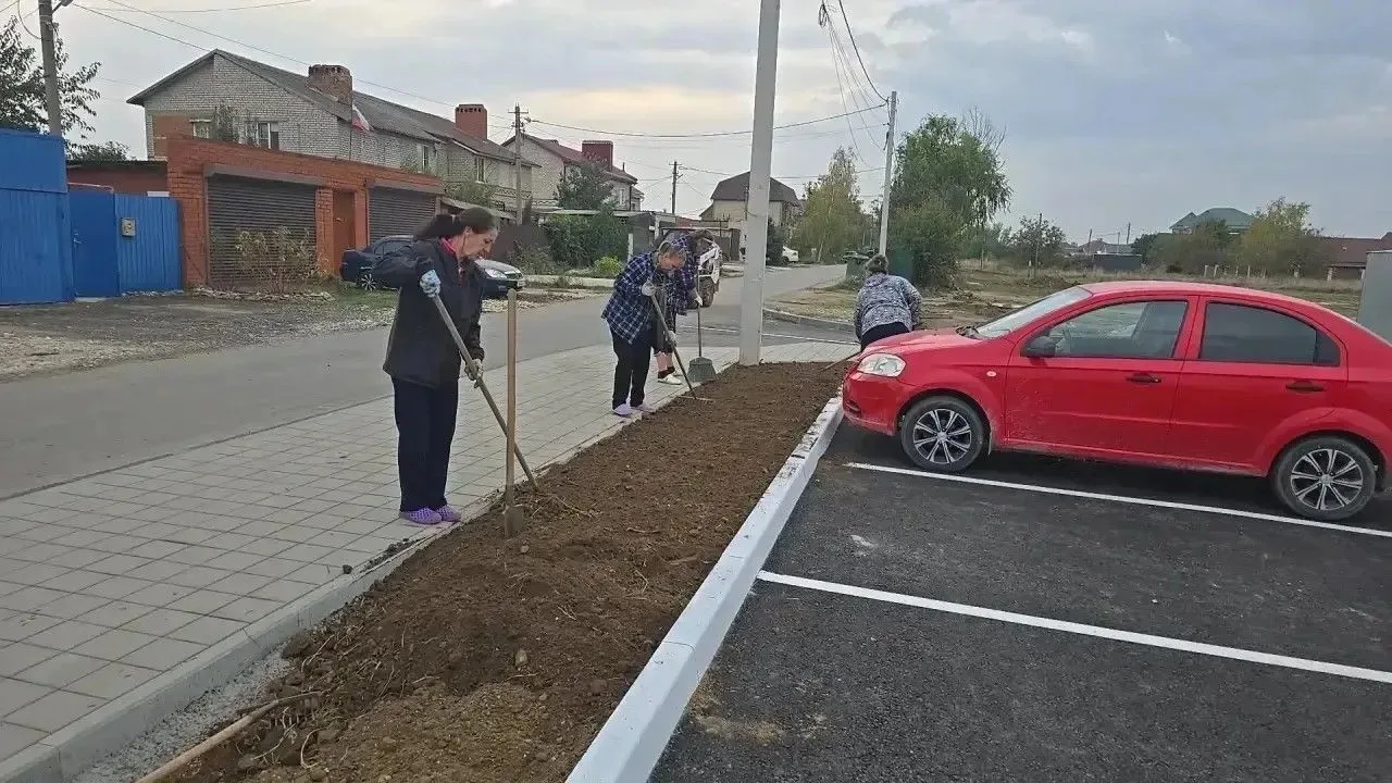 В Темрюке продолжается работа по наведению порядка на улицах города. Сегодня, 13 октябр...