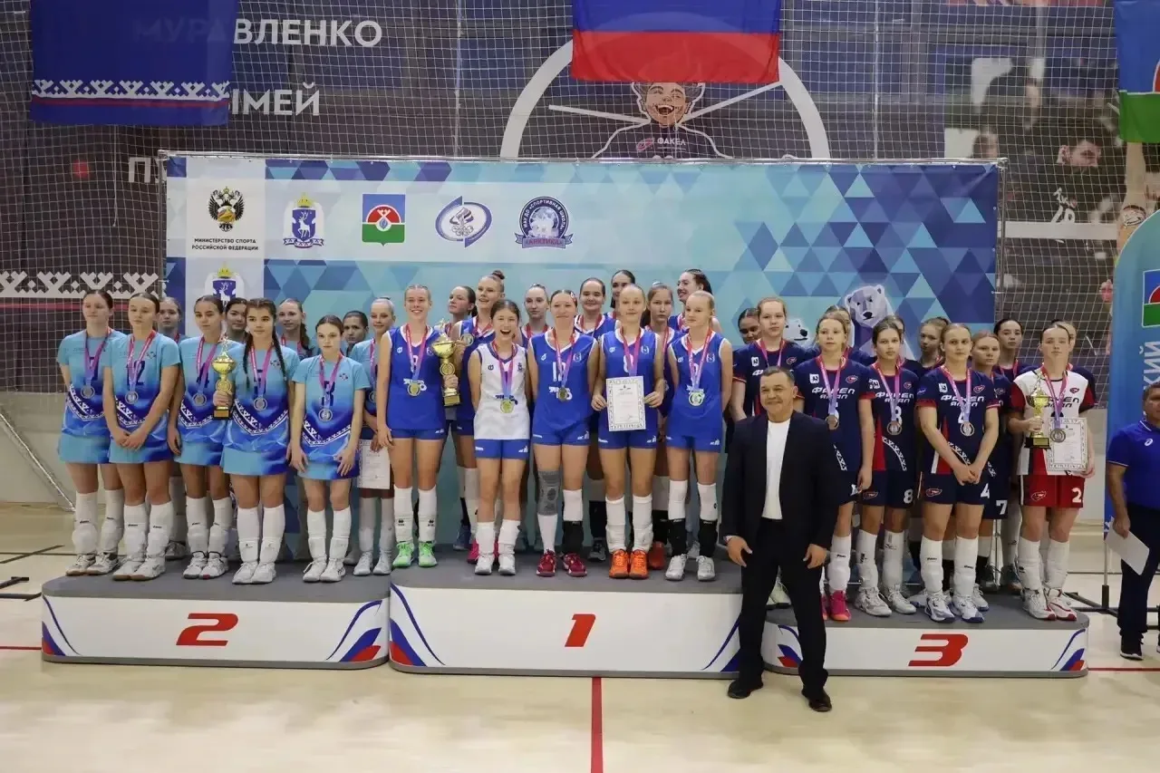 🏐🥉 Салехардские волейболистки — бронзовые призёры первенства ЯНАО!