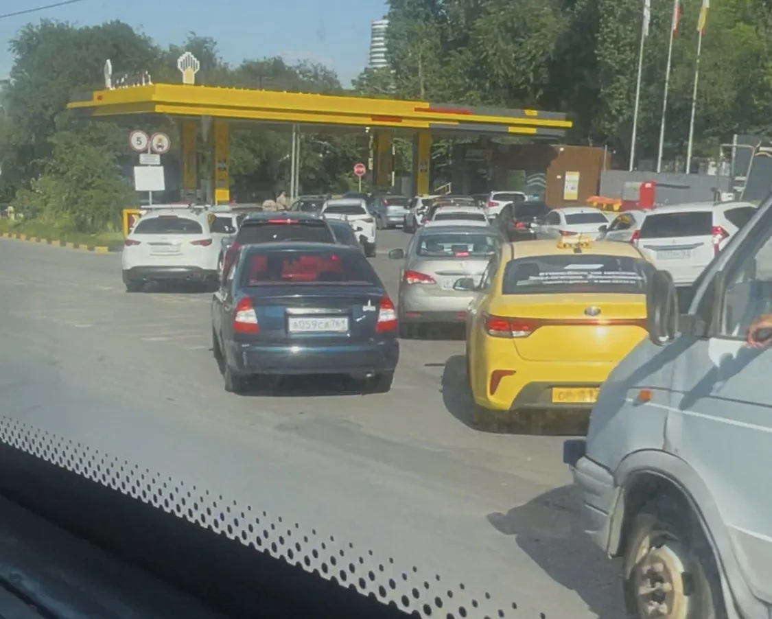 ⛽️За неделю топливо в Ростовской области подешевело почти на рубль