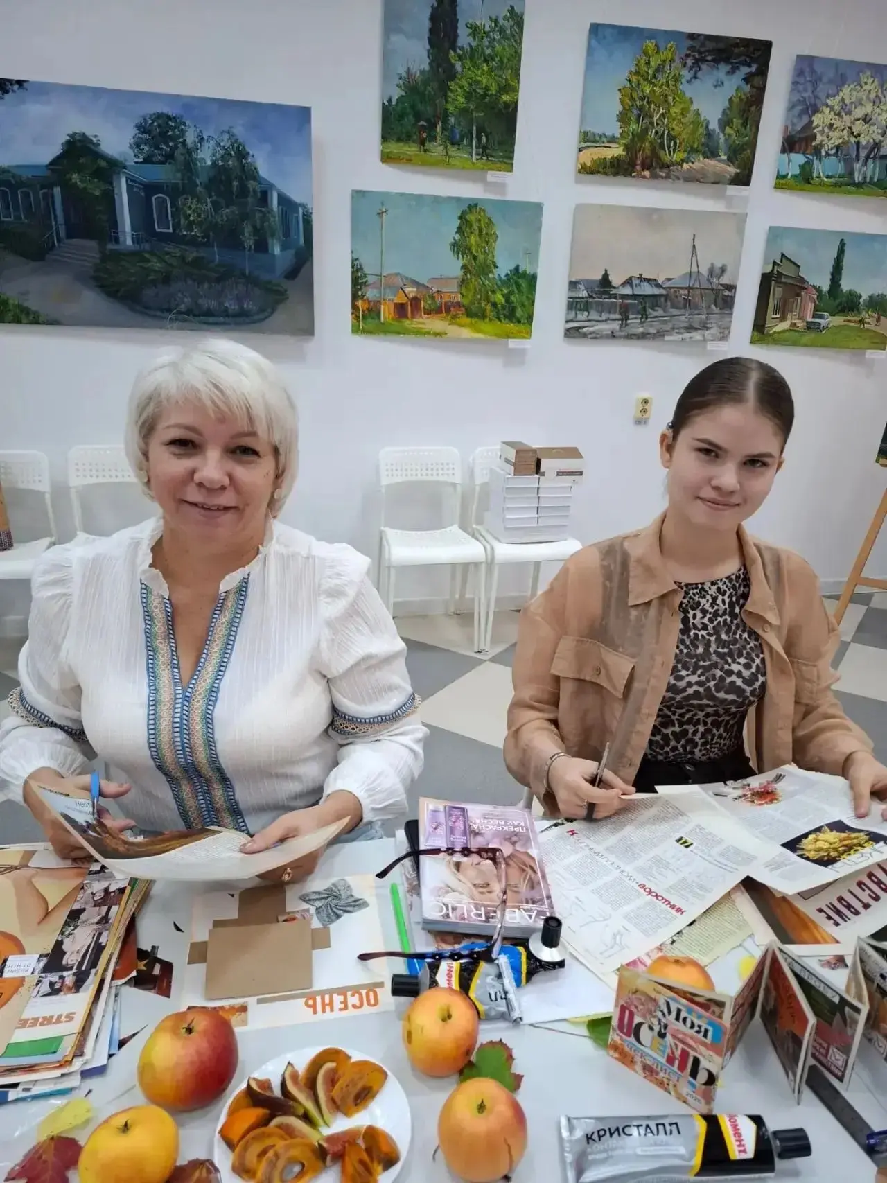 От руководителя клуба "КоллажDr" Л. Казимировой: "10.10.2026г. участницы клуба "КоллажD...