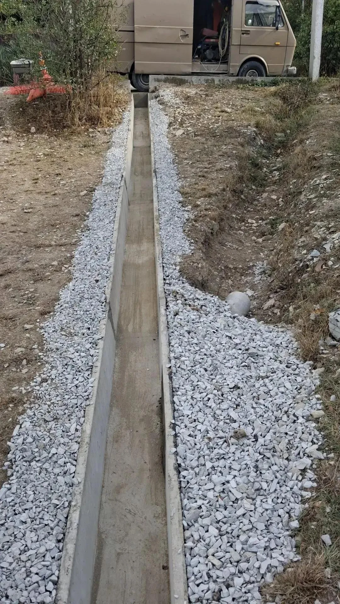 В село Васильевка выполнены работы по обустройству системы ливневотведения.