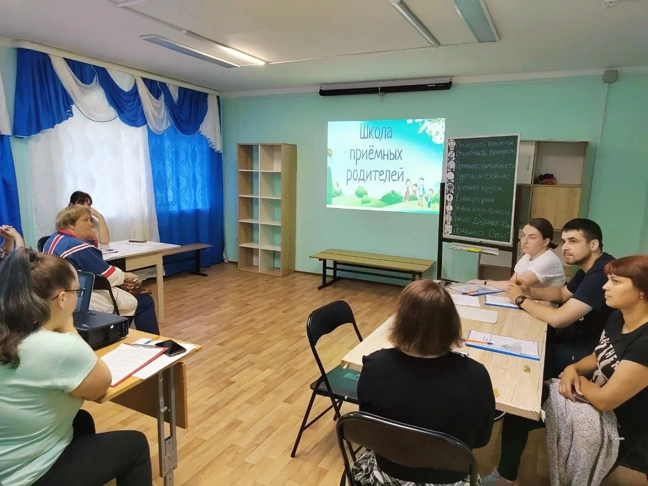 ✅ В Карелии 146 человек успешно завершили обучение в Школе приемных родителей.