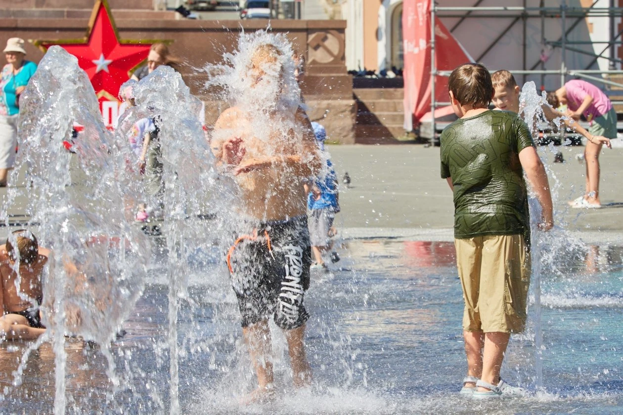 ⛲ Фонтаны на ВДНХ начали готовить к зиме — что с ними сделают