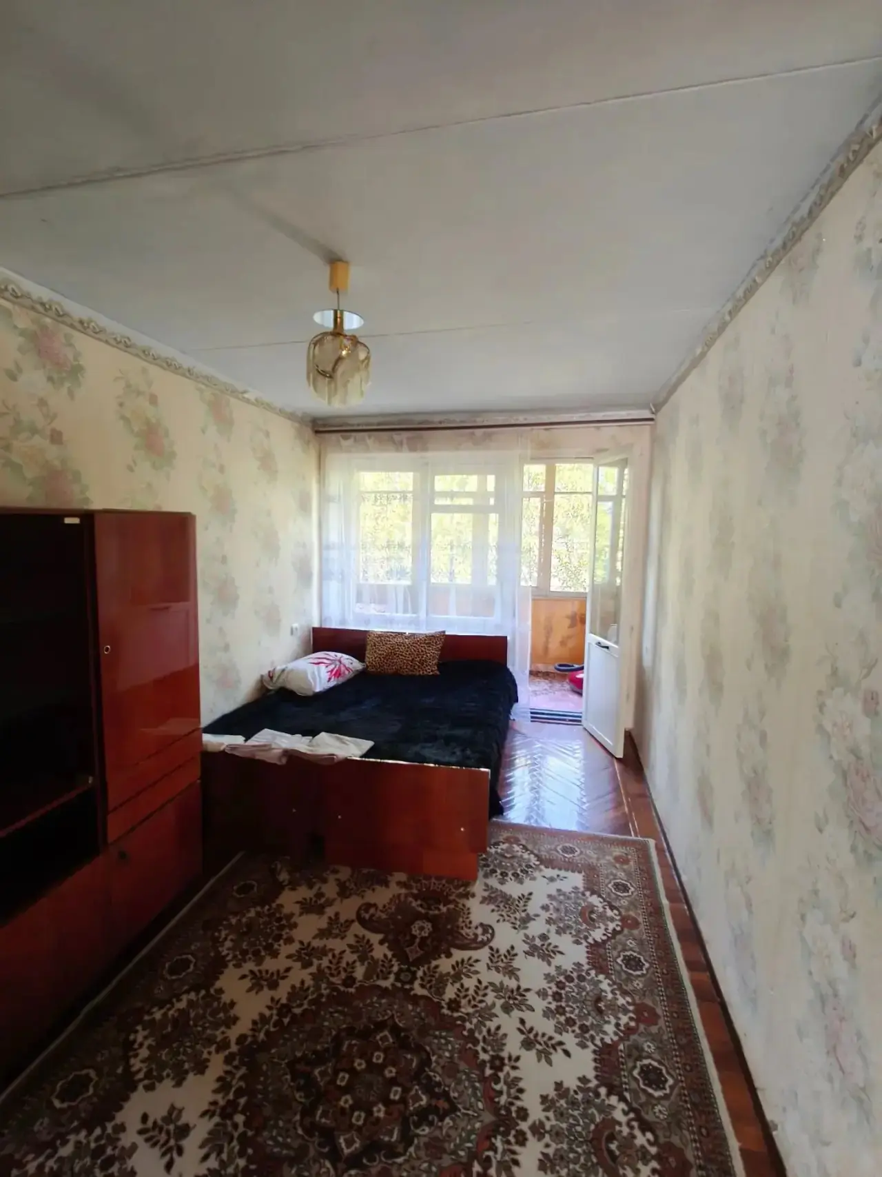 2хквартира,гоголя73,4этаж, 18т+коммуналка, ,на длительный срок