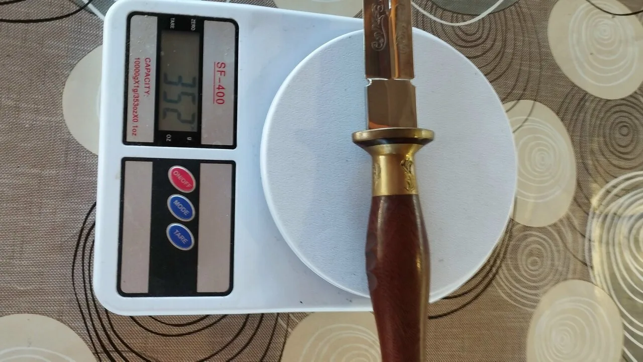 Продам подарочный нож, не наточенный, крепкий, без ножен — 1500р., Донецк, Пролетарский...
