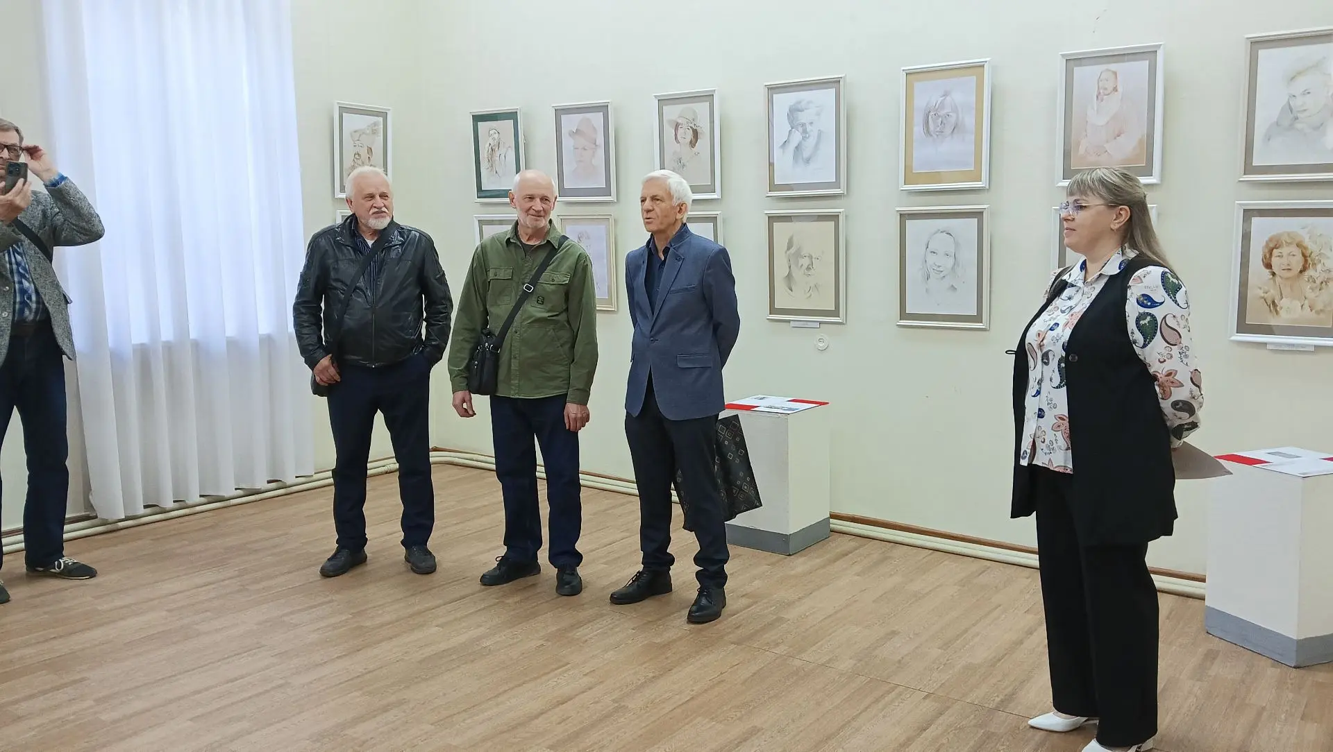 😍Состоялось открытие новой выставки «ПОЛИГРАФИКА» Владимира Соловьева✨Сегодня в художе...