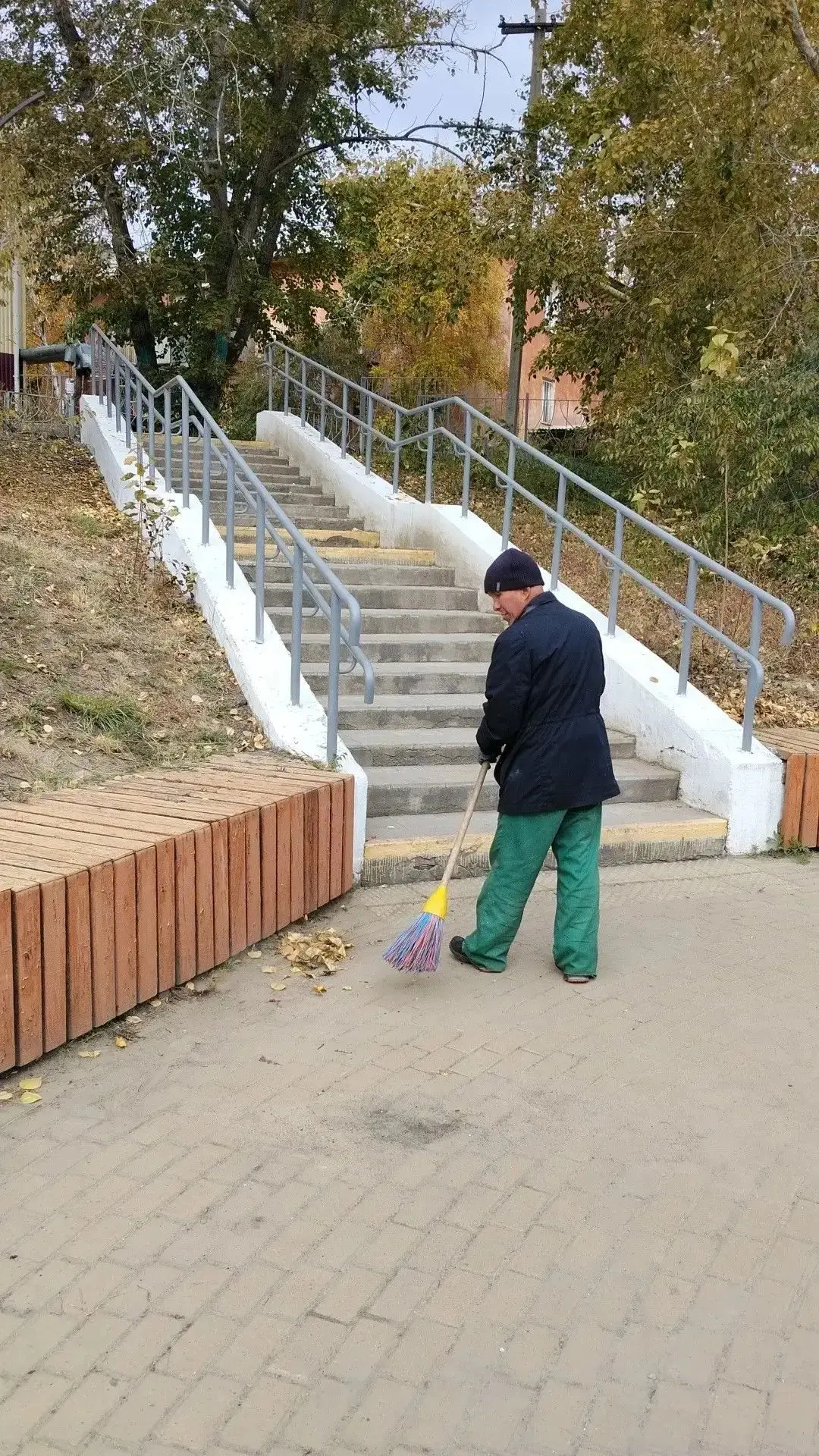 🍁 Золотая осень в парках — время особой заботы!