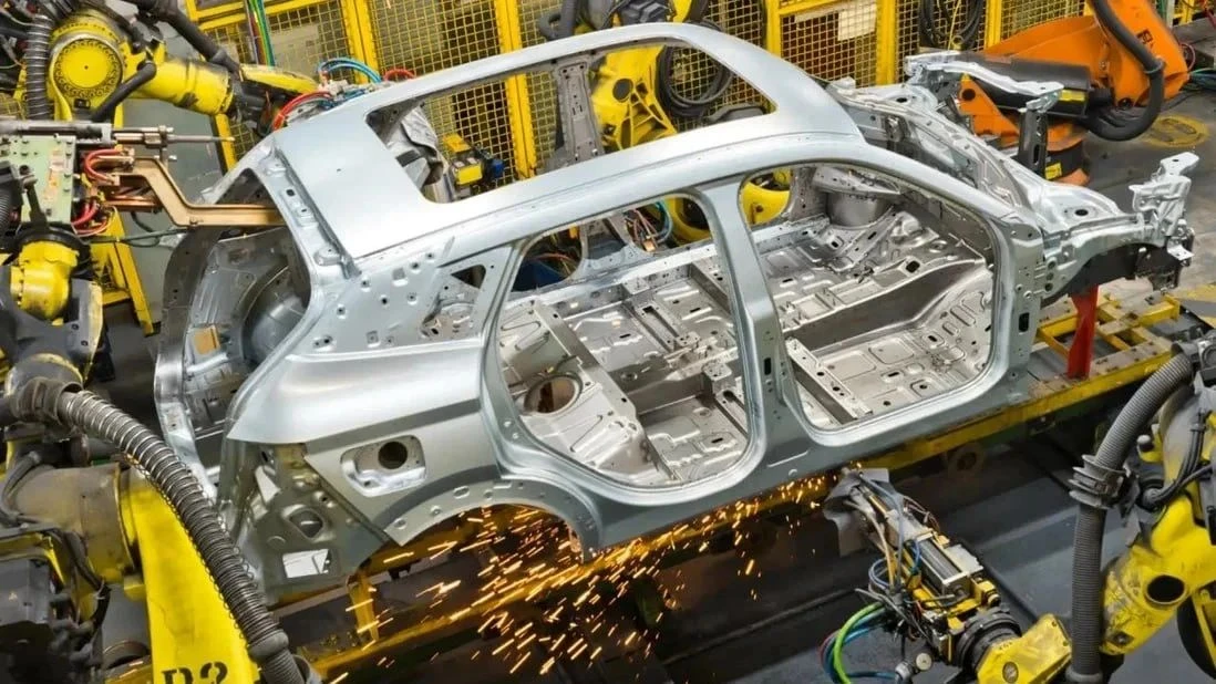 АвтоВАЗ показал, как создавался кроссовер LADA Azimut.