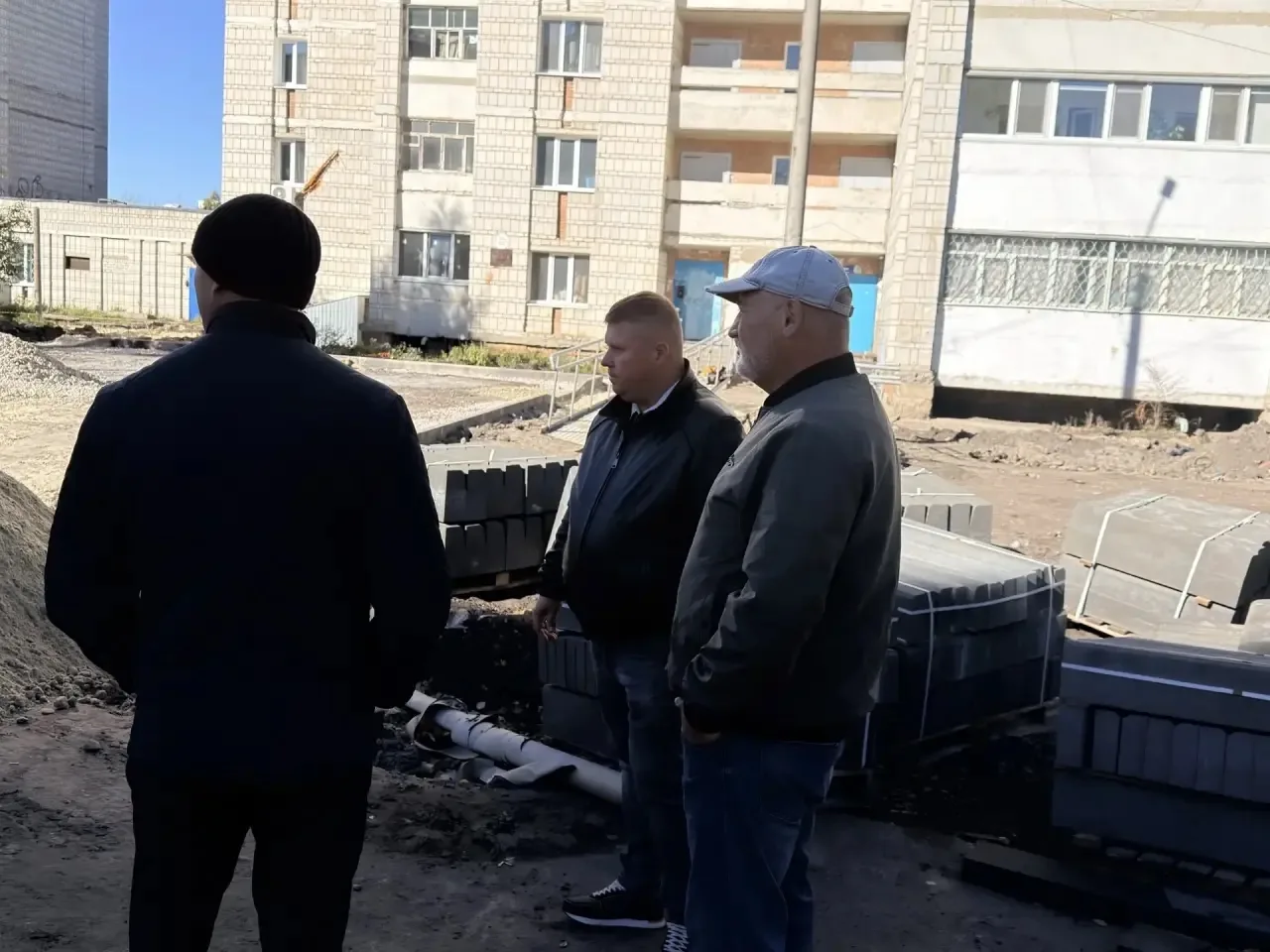 🏡 Депутат ЛДПР Дмитрий Трофимов держит на контроле благоустройство дворов в рамках про...