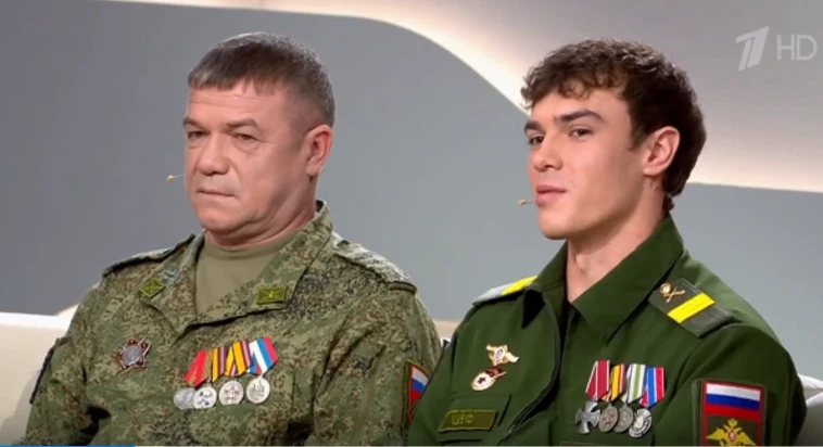 🇷🇺 Участниками передачи «Будем жить» на Первом канале стали герои СВО Азат и Тимур Ку...