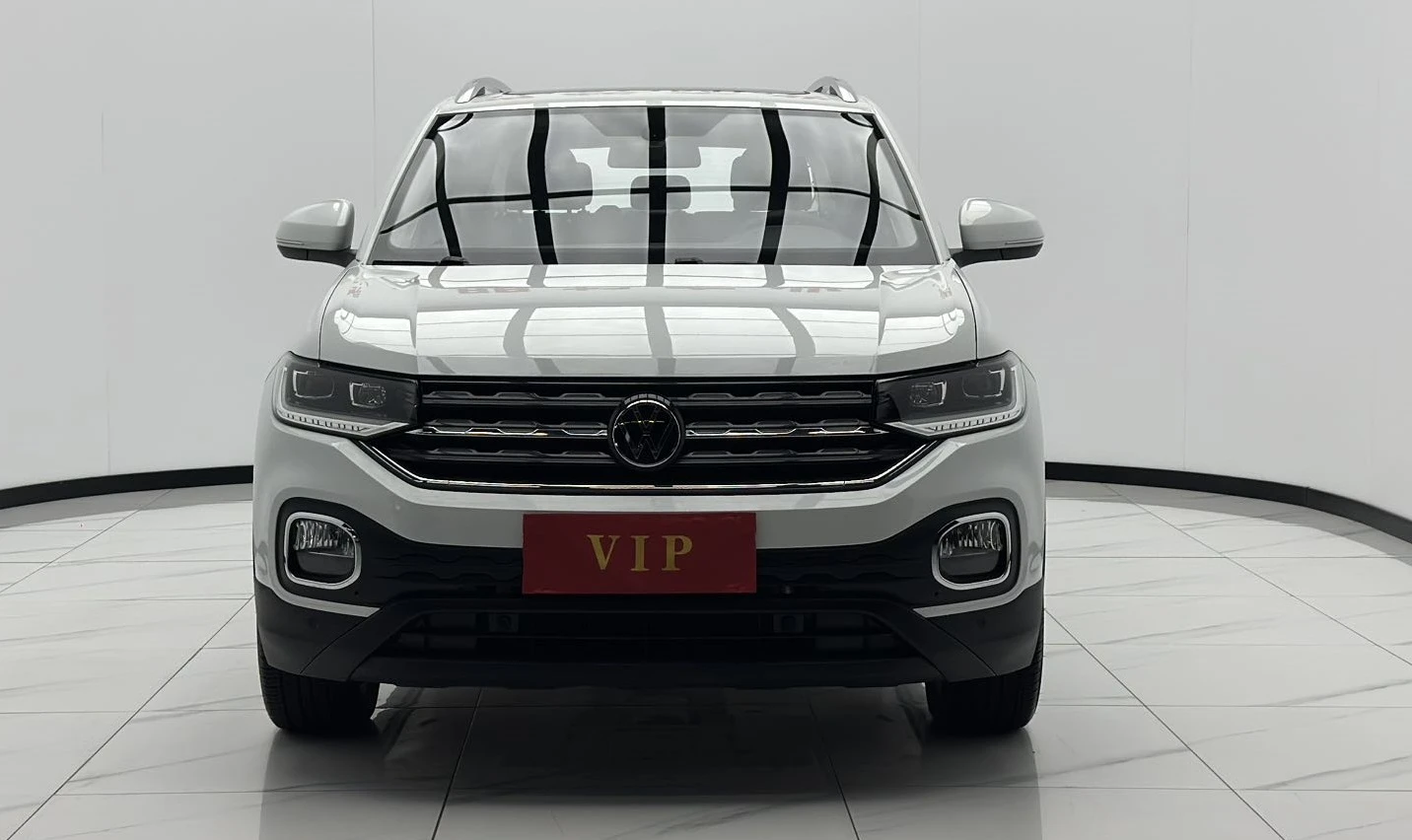 🚗  Volkswagen Tacqua   🚗