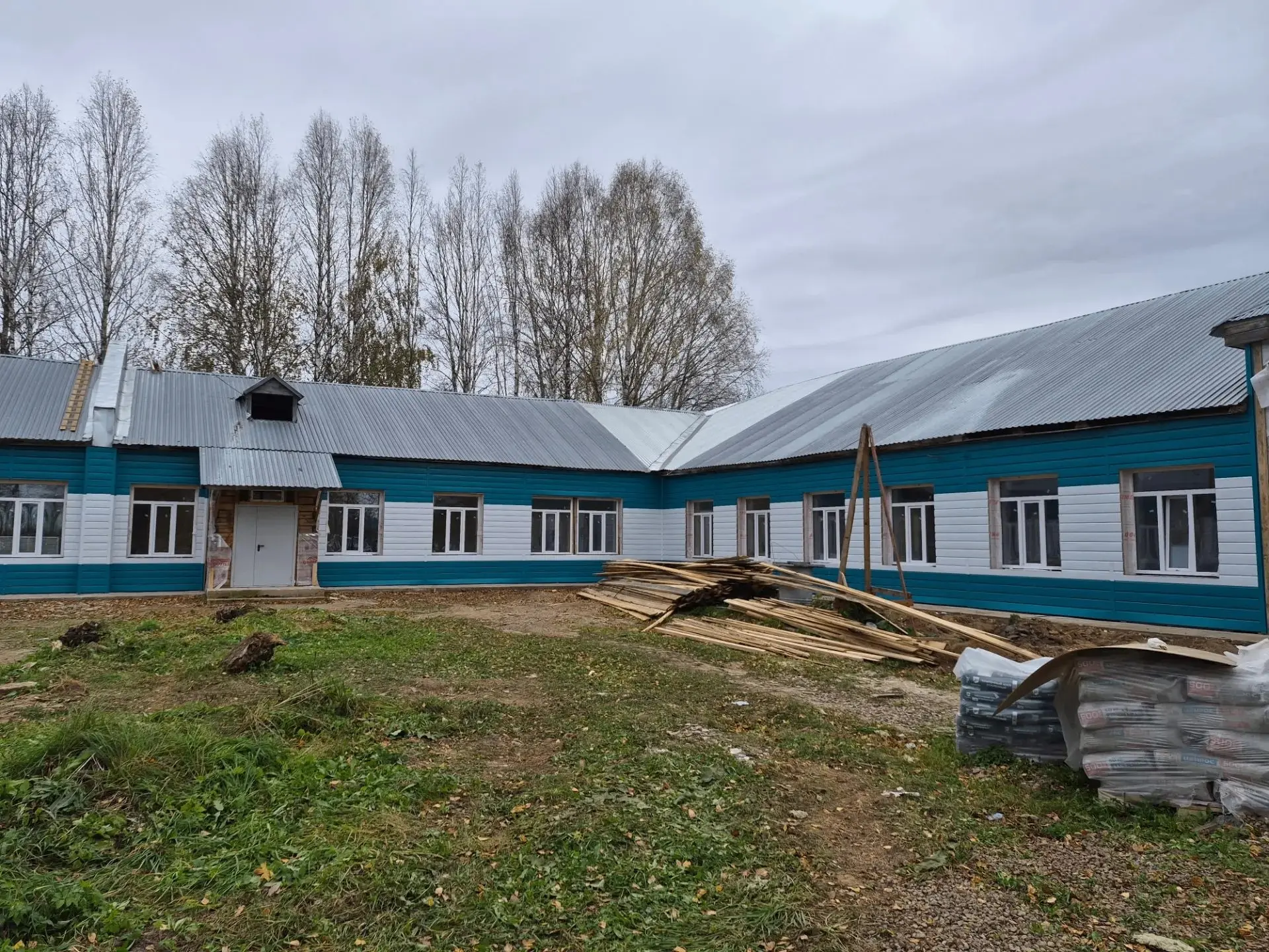 Работы в школе села Гурьевка подходят к концу 🛠