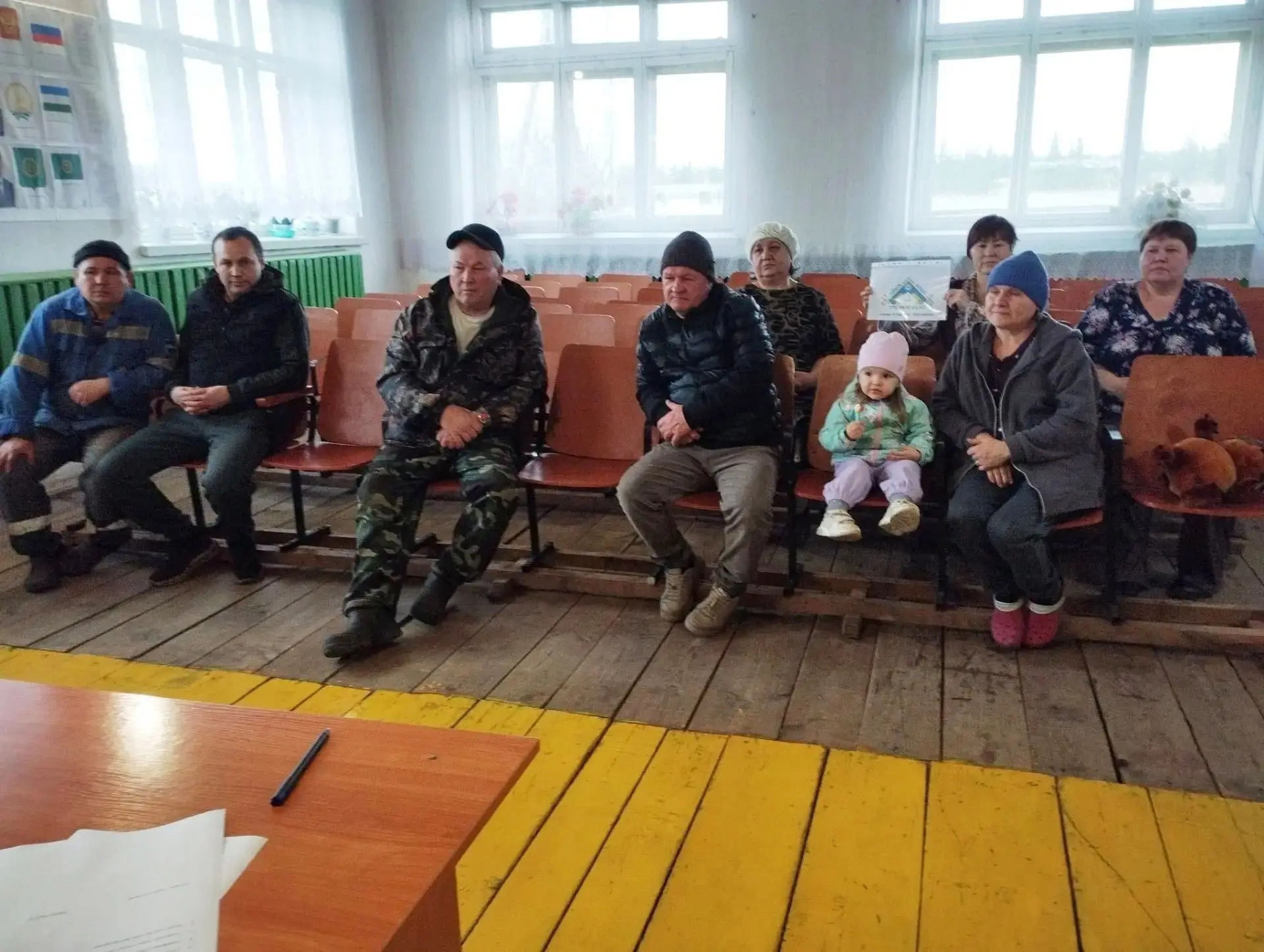 Вчера состоялось второе рабочее собрание  Махалли  села Старый Мутабаш. Члены Махалли в...