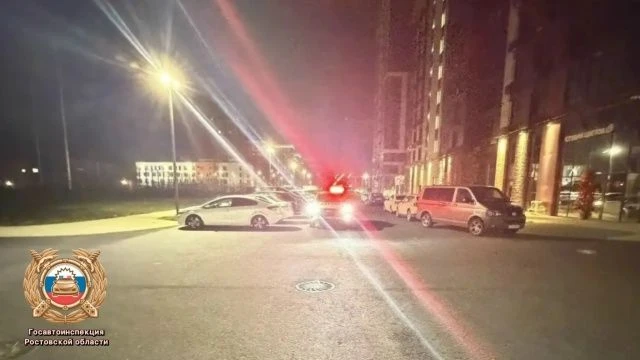 Десятилетний мальчик на электросамокате попал под машину в Ростове.
