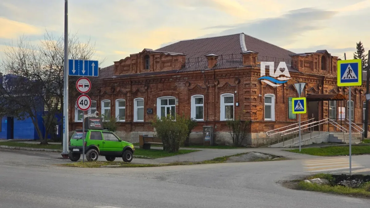 Часто встречаем эту зелёную «Ниву» в разных уголках Арамили. И каждый раз она невольно ...