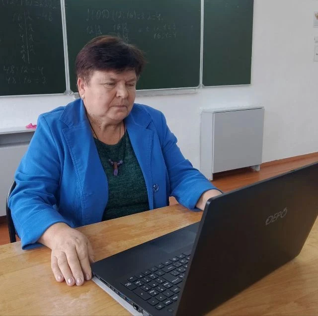 Наш учитель Л.М. Елизарова  проходит курсы повышения квалификации по программе «Методик...