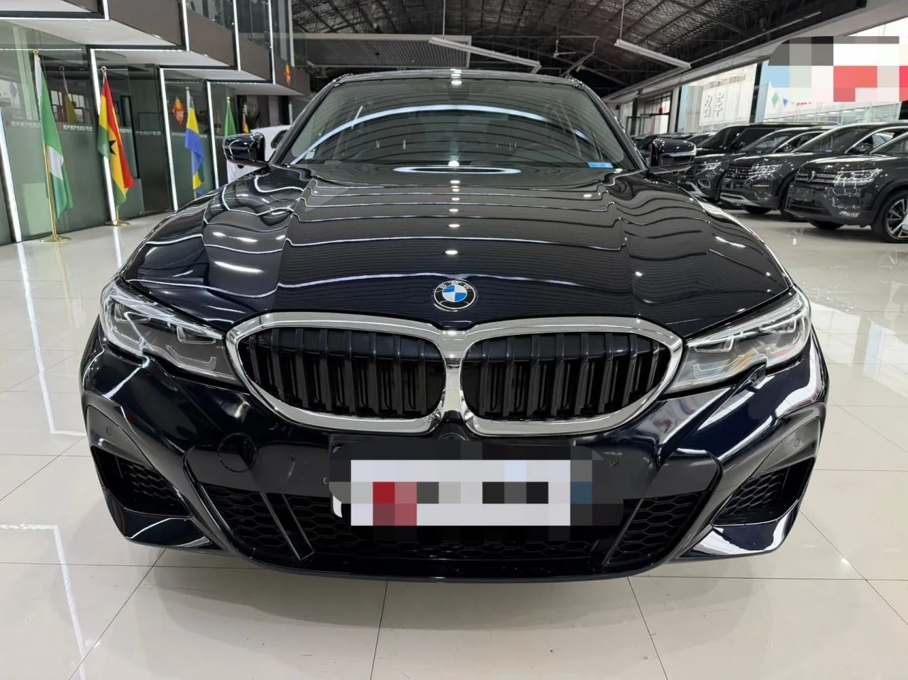 🚘 BMW 320Li (M Sport Package)