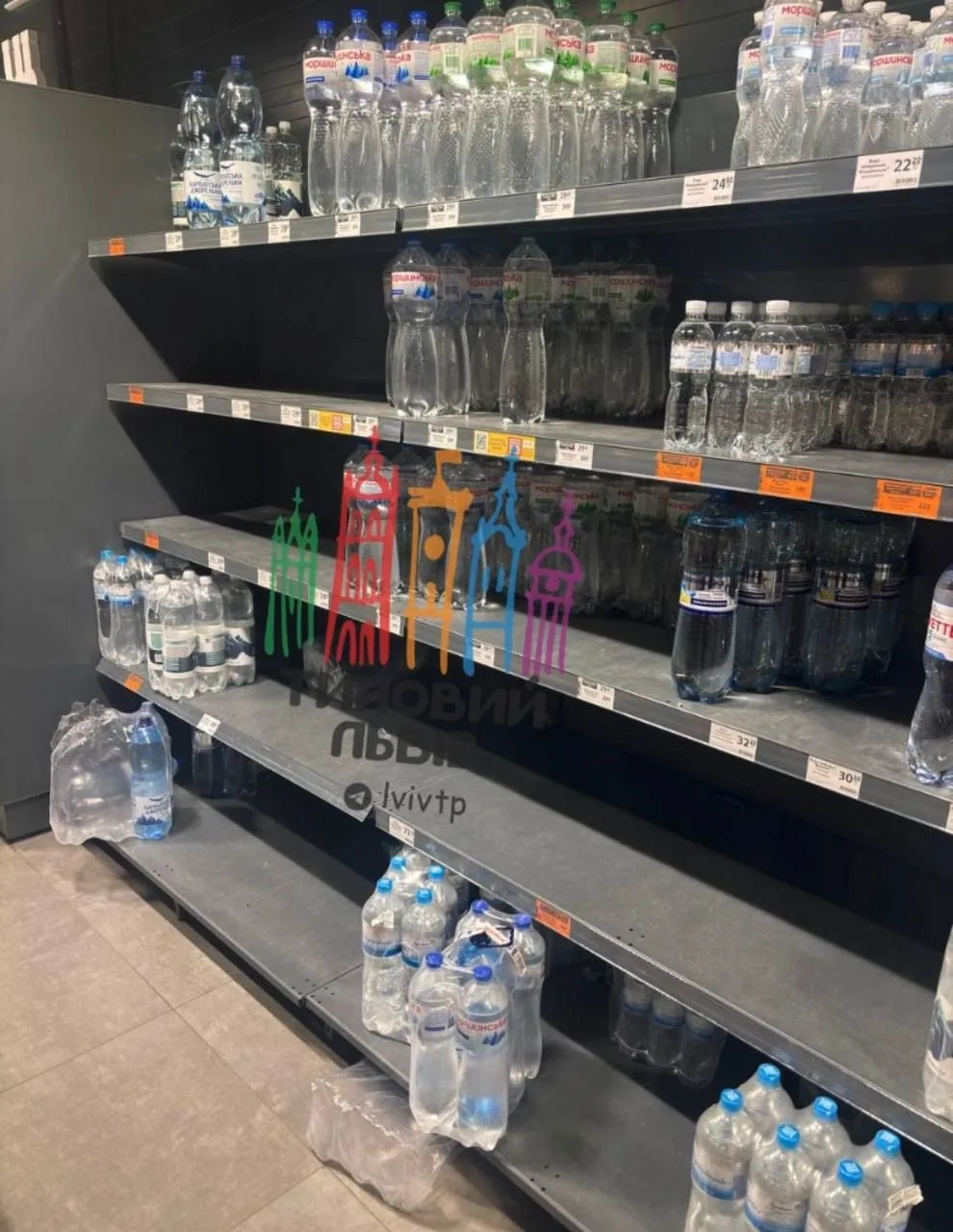 🚰Без света и воды остался Новояворовск Львовской области после атаки «Гераней» — мэр г...