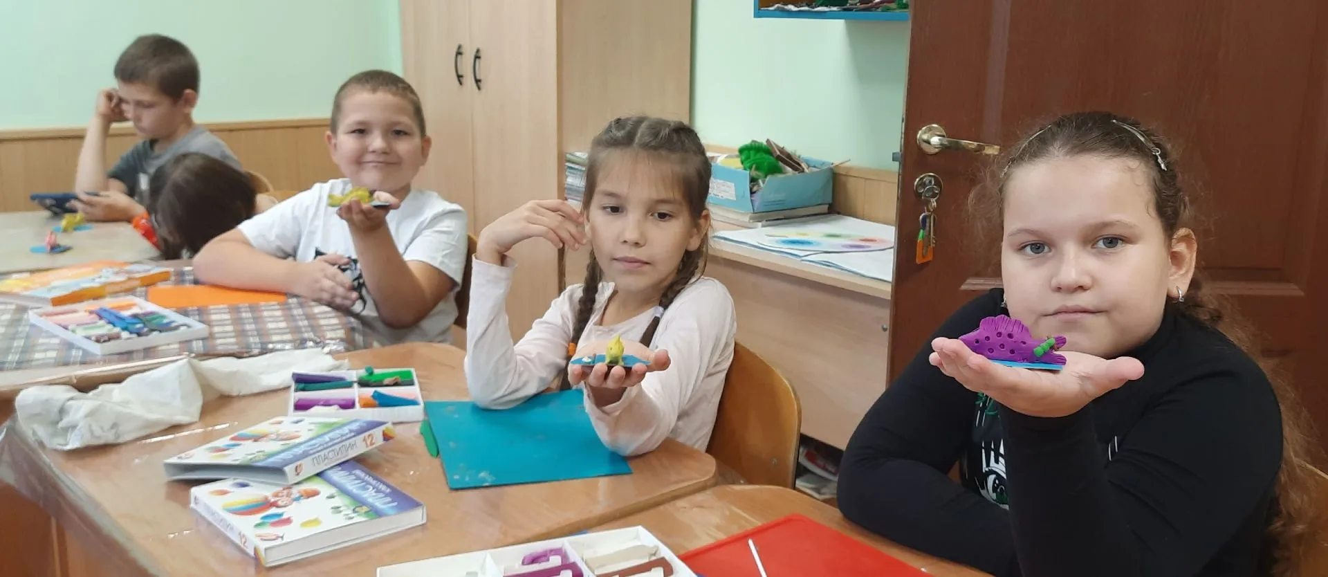 Лепка, 1 г.о. в клубе по месту жительства "Дружба-2".
