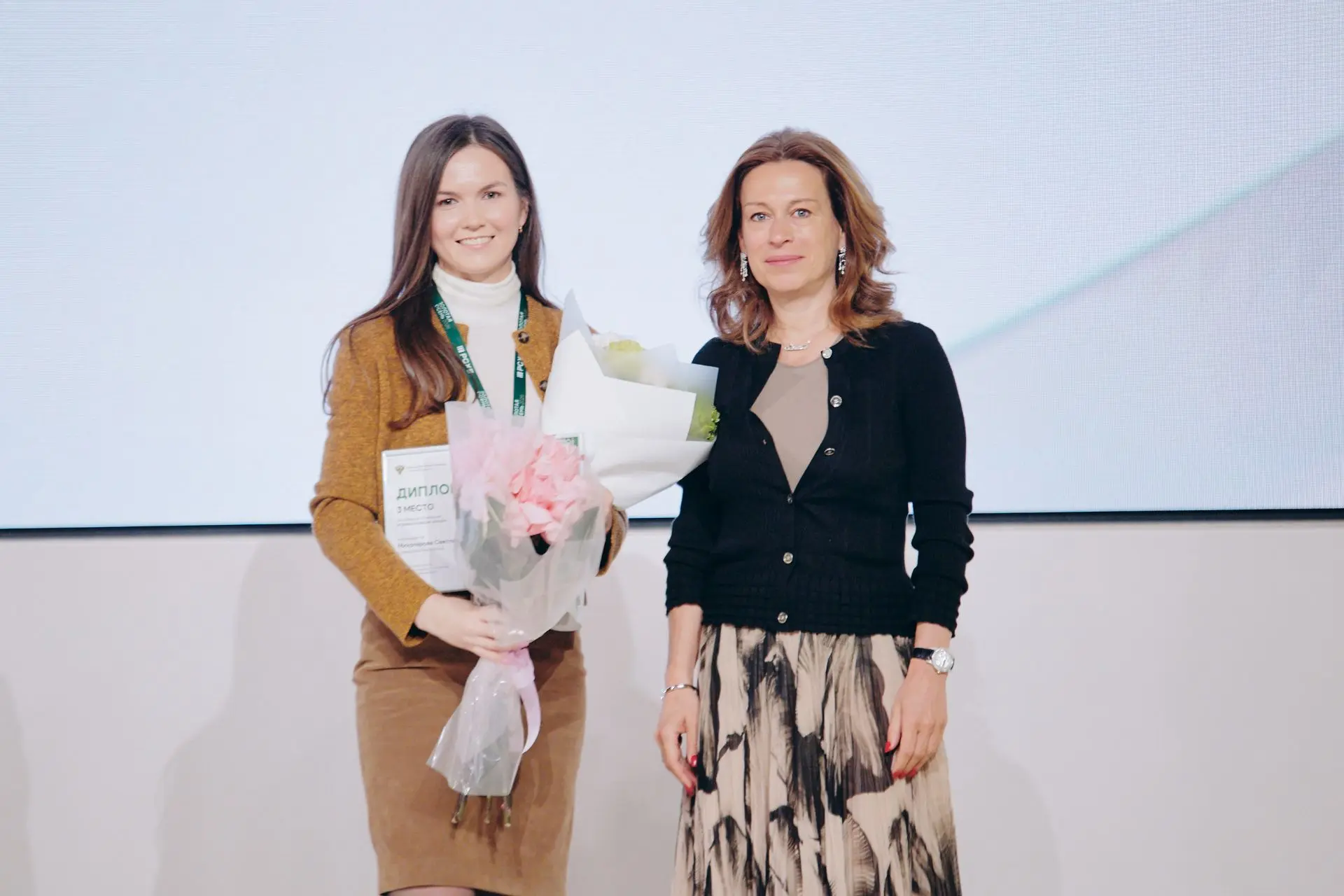 🏆 «Превосходящая звезда»: Светлана Михопарова — бронзовый призёр конкурса «Женщины в А...