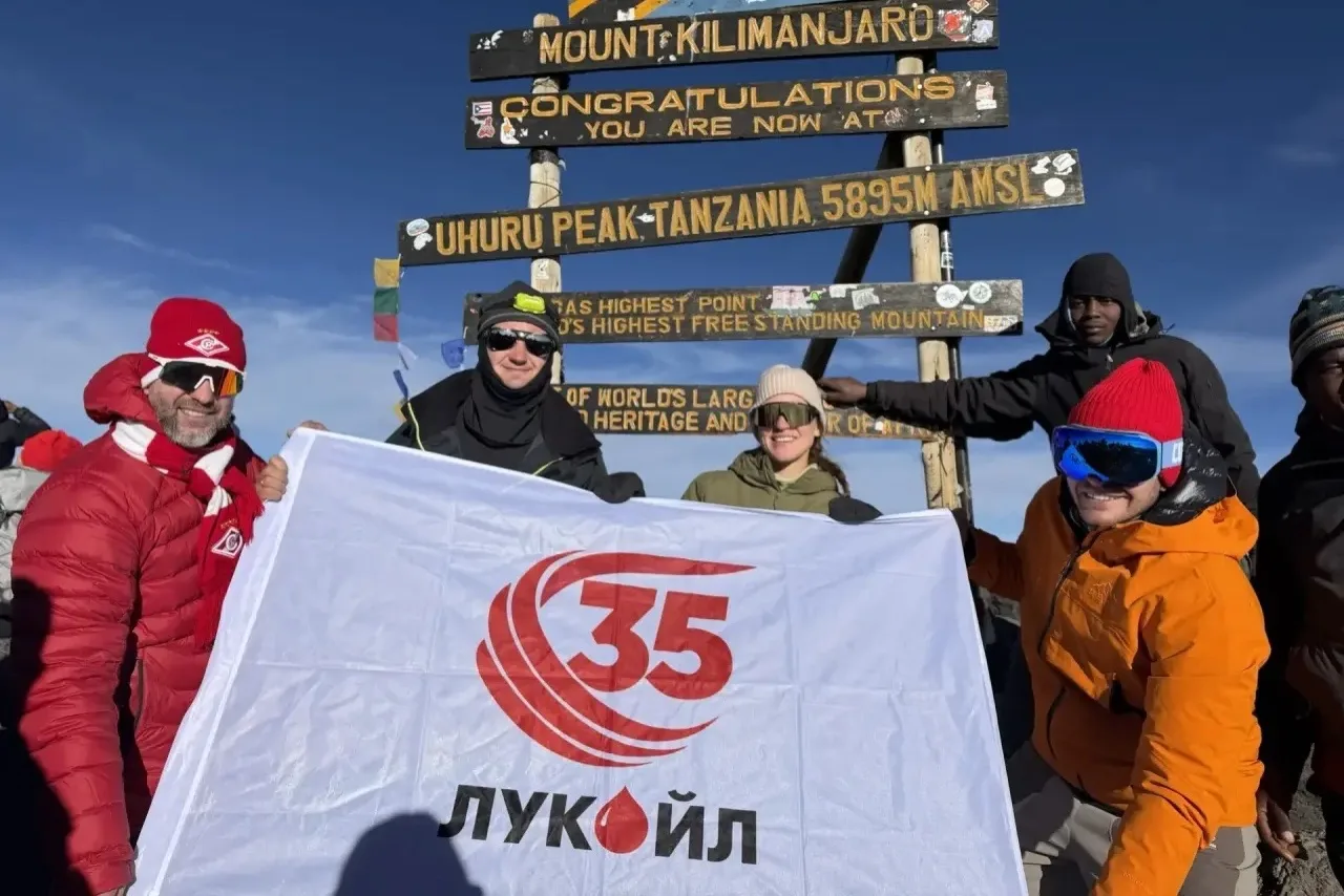 Приближаемся к высоте 35000 метров