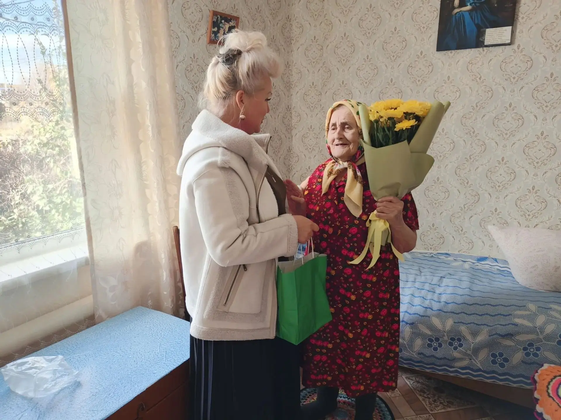 Сегодня отмечает свой день рождения Василькова Анна Ефимовна!💐