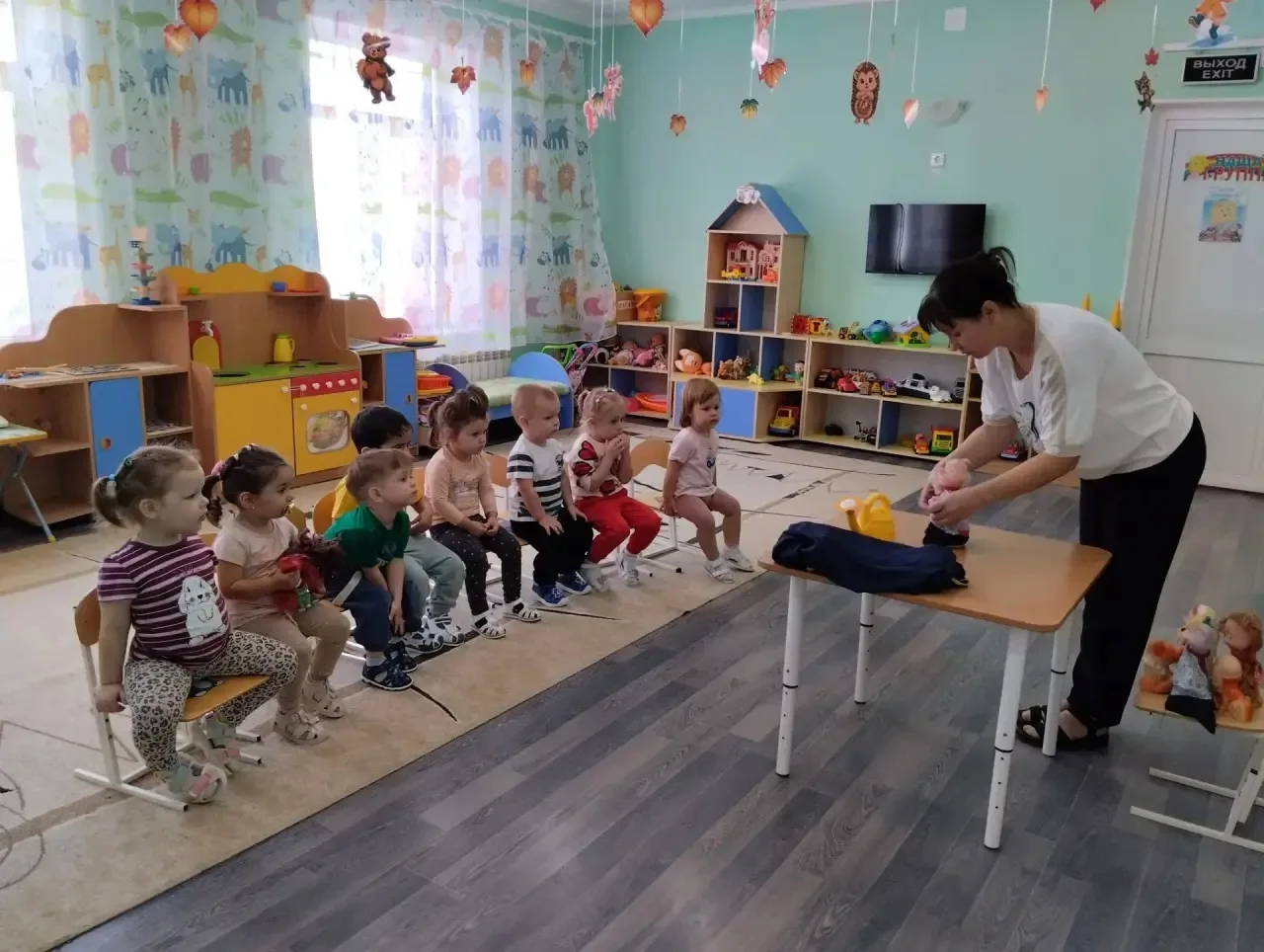 ОД по художественно-эстетическому развитию в первой младшей группе «Солнышко»