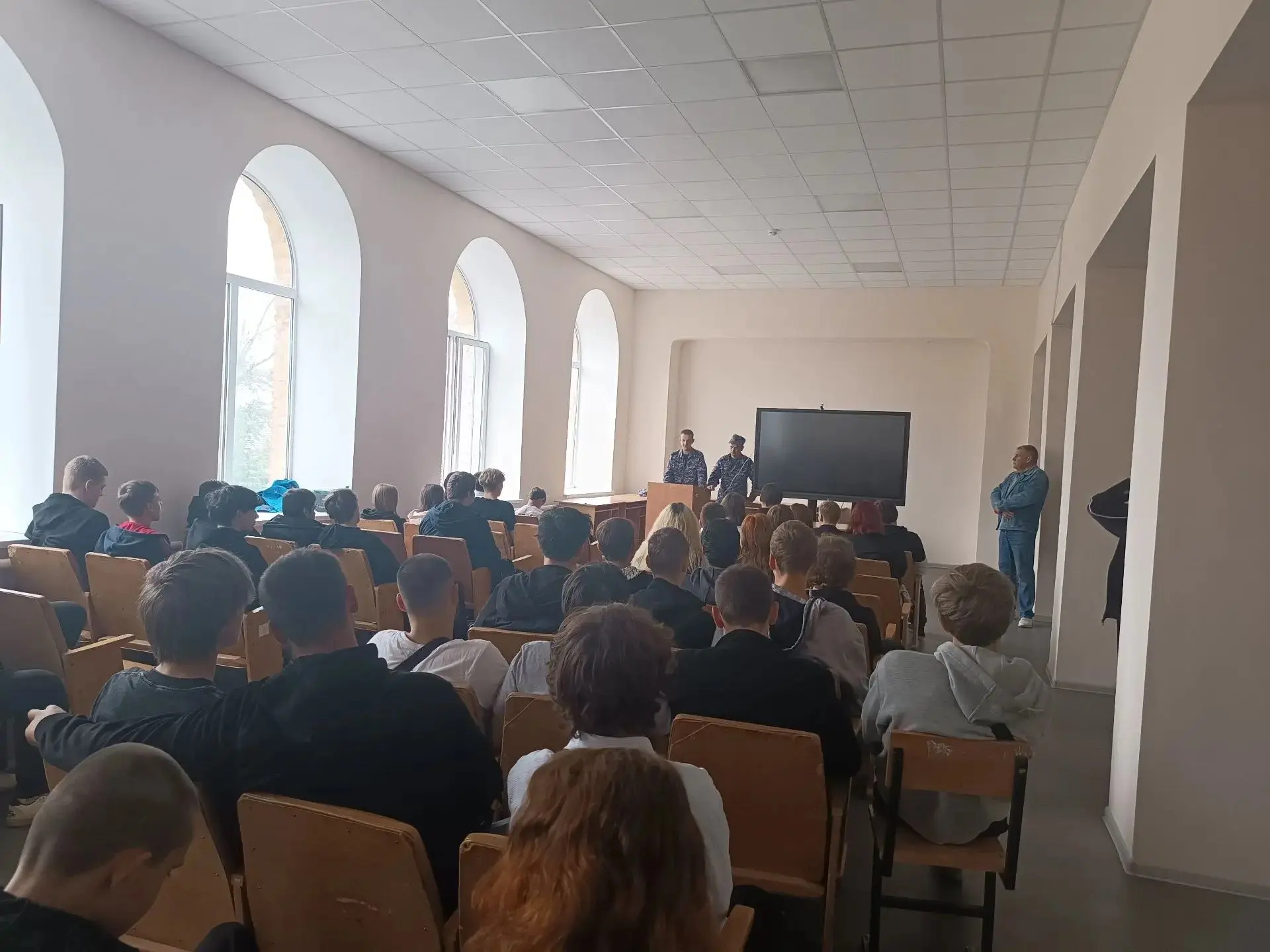 13.10.2026 была организована встреча студентов ГБПОУ РО «РАТК» г.Батайск с сотрудниками...