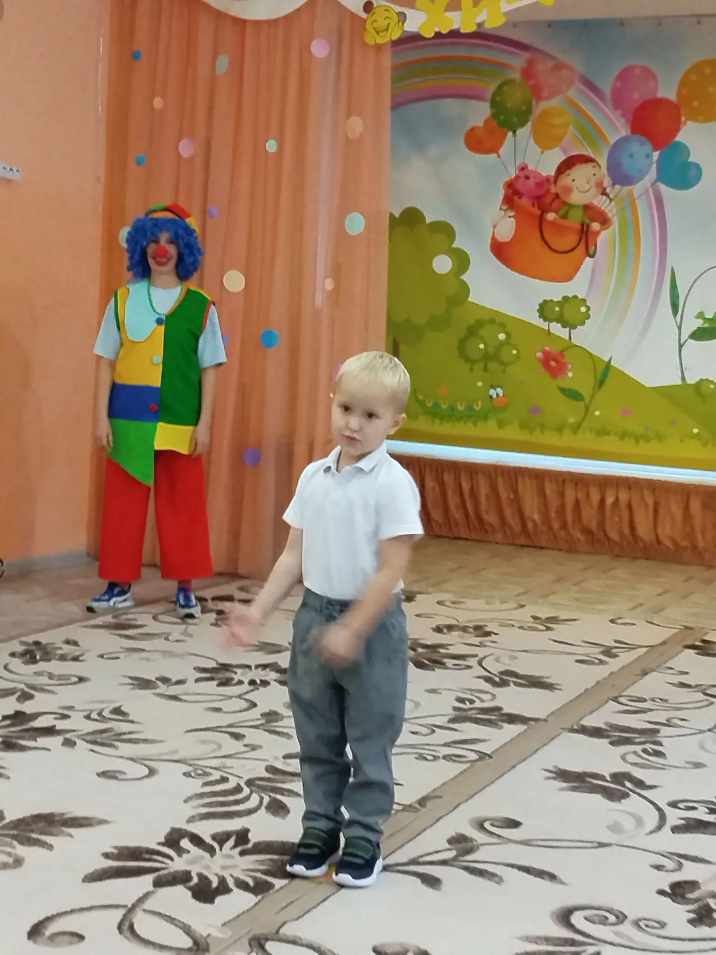 Сегодня  в нашем детском саду прошёл конкурс смешных стихотворений "Ха-ха, хи-хи, прочт...
