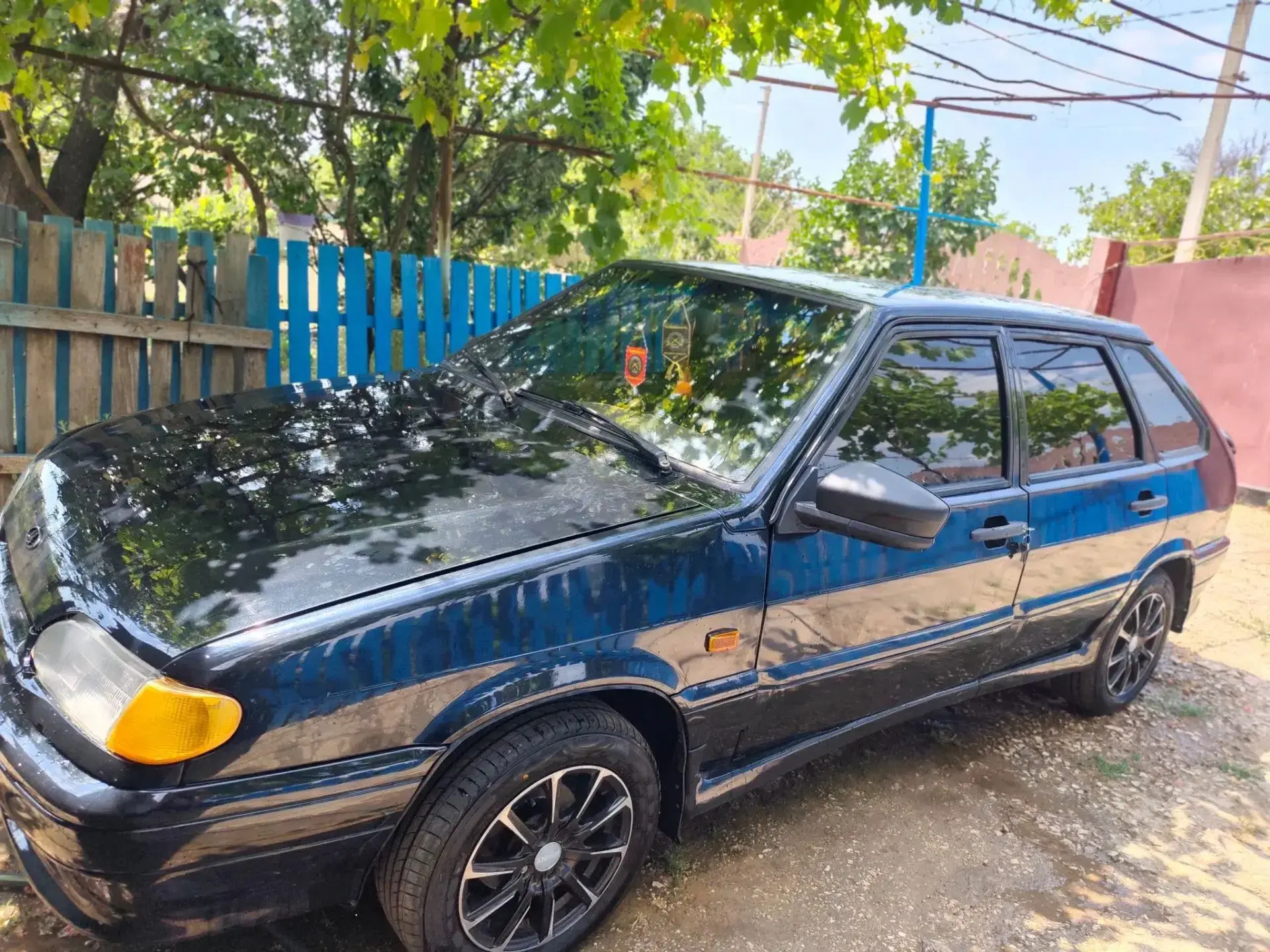 Продам Ваз 2114/2005 год г. Армянск все вопросы по телефону +79786158067