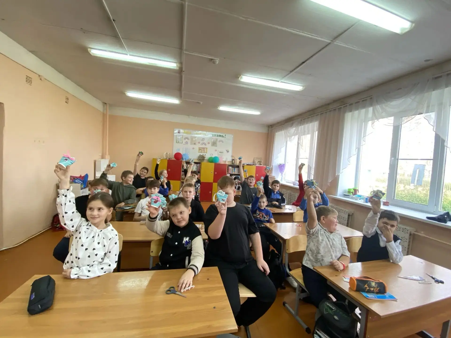 Сегодня у нас прошёл особенный урок — «Размышление: какой он, мой папа», который провел...