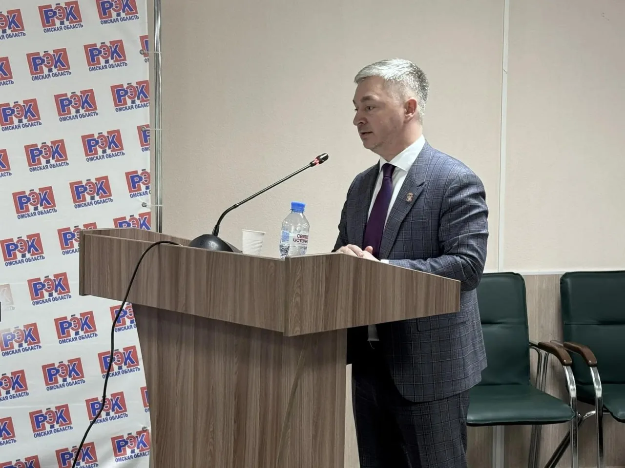 Дмитрий Русских сохранил пост главы РЭК Омской области еще на год.