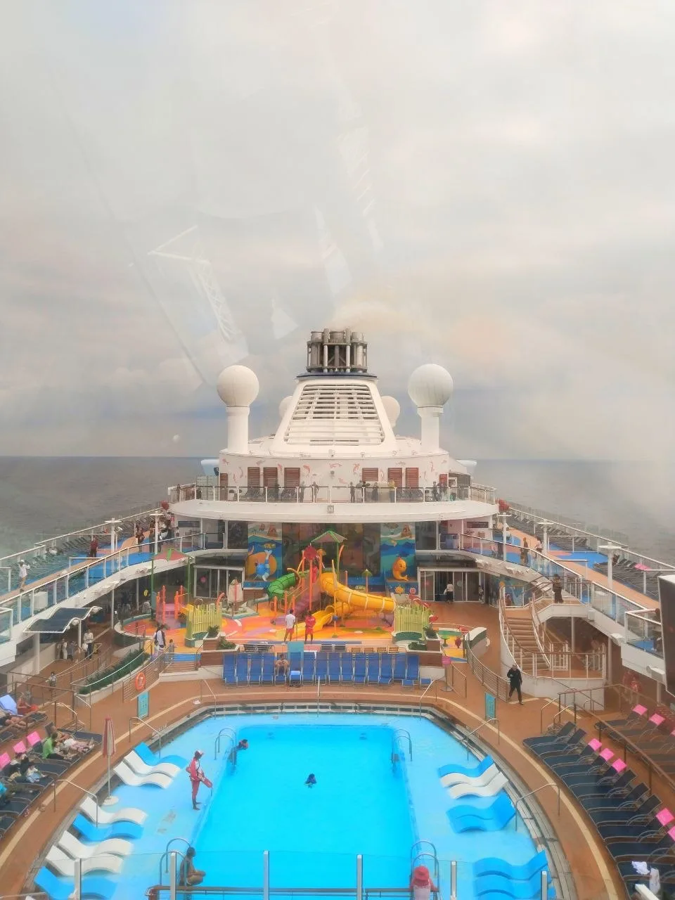 🛳Полюбовались на наш круизный корабль Spectrum of the Seas с высоты птичьего полета🤩
