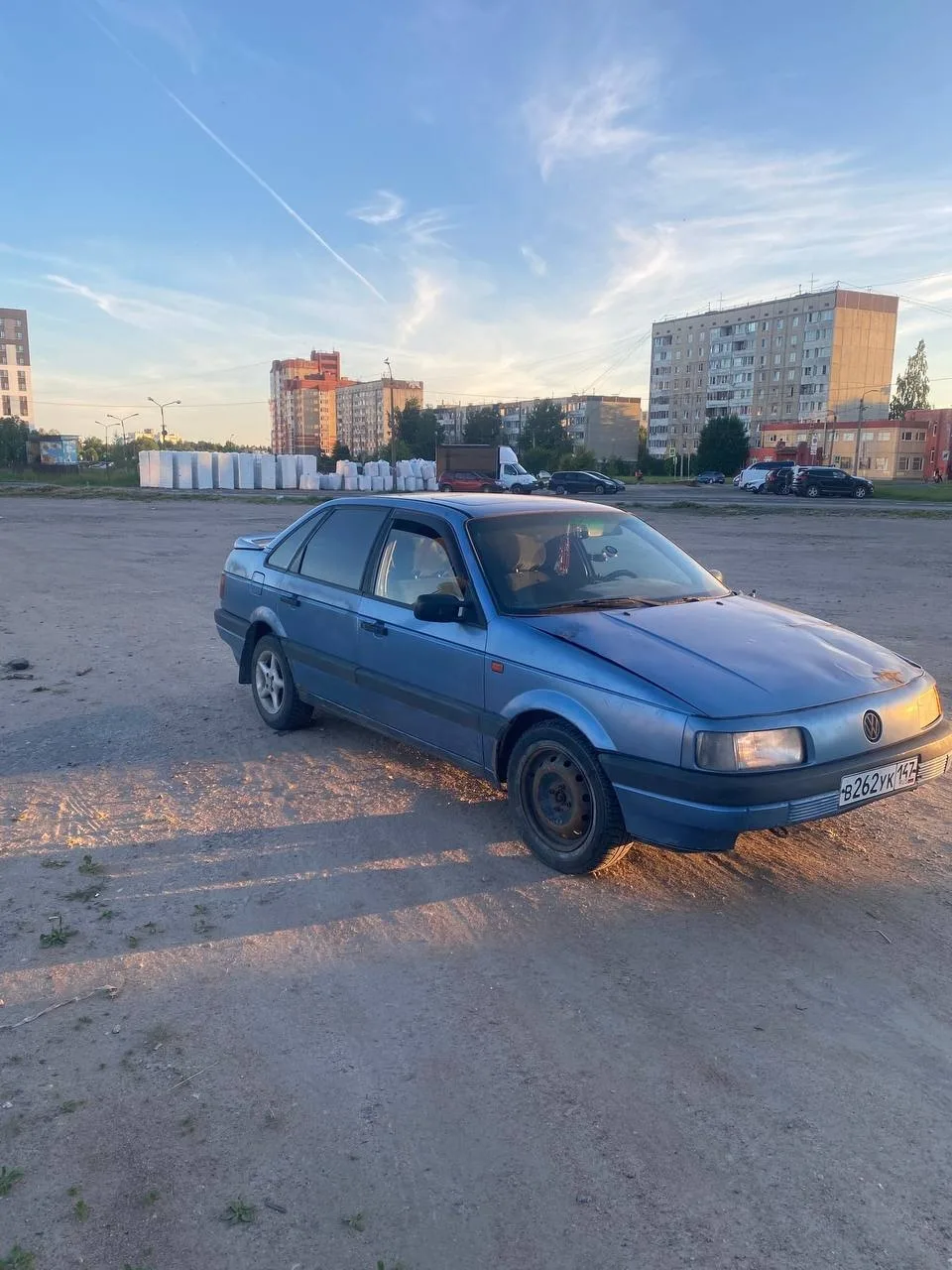 Volkswagen Passat B3 1992.года.двигатель 1.8. Бензин.