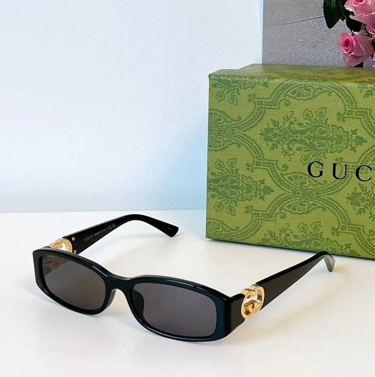 GUCCI