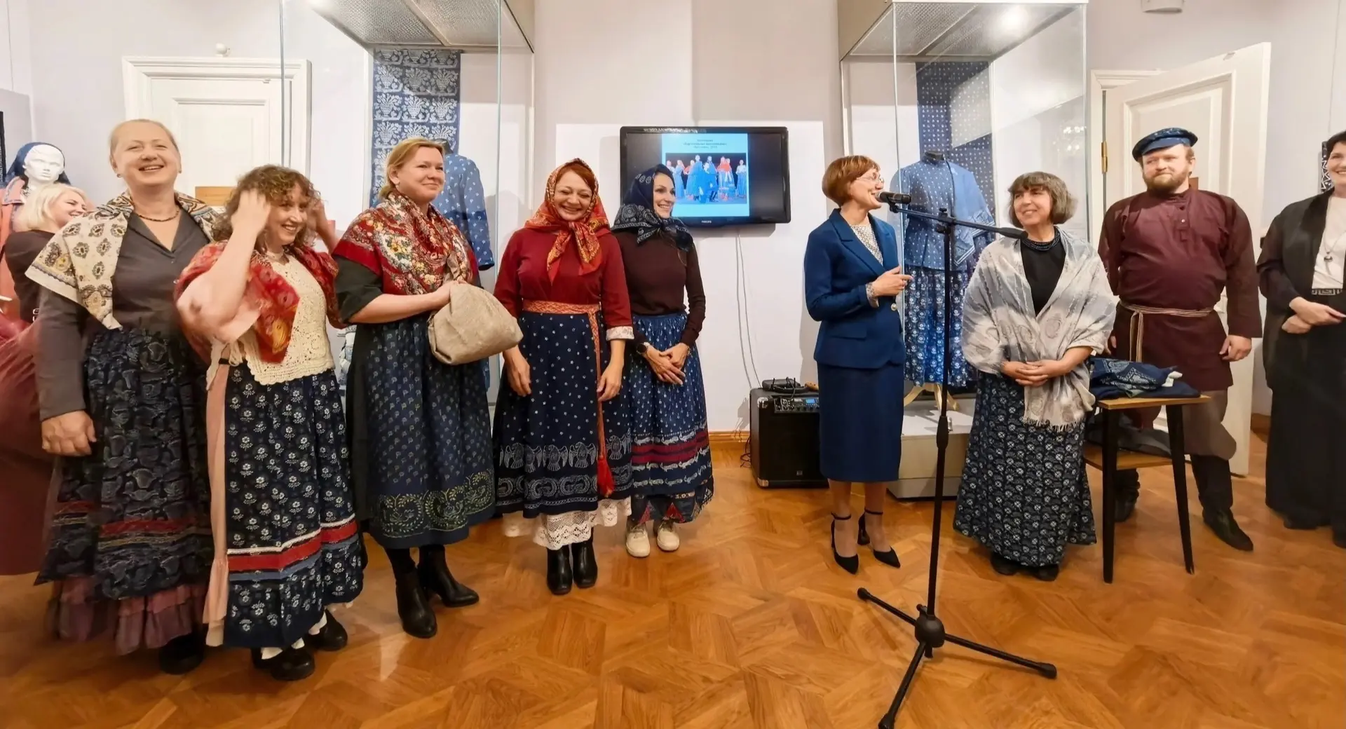 Наши в Музее кружева! Преподаватель отделения ИЗО Елена Ивановна Дикова участвует в мас...