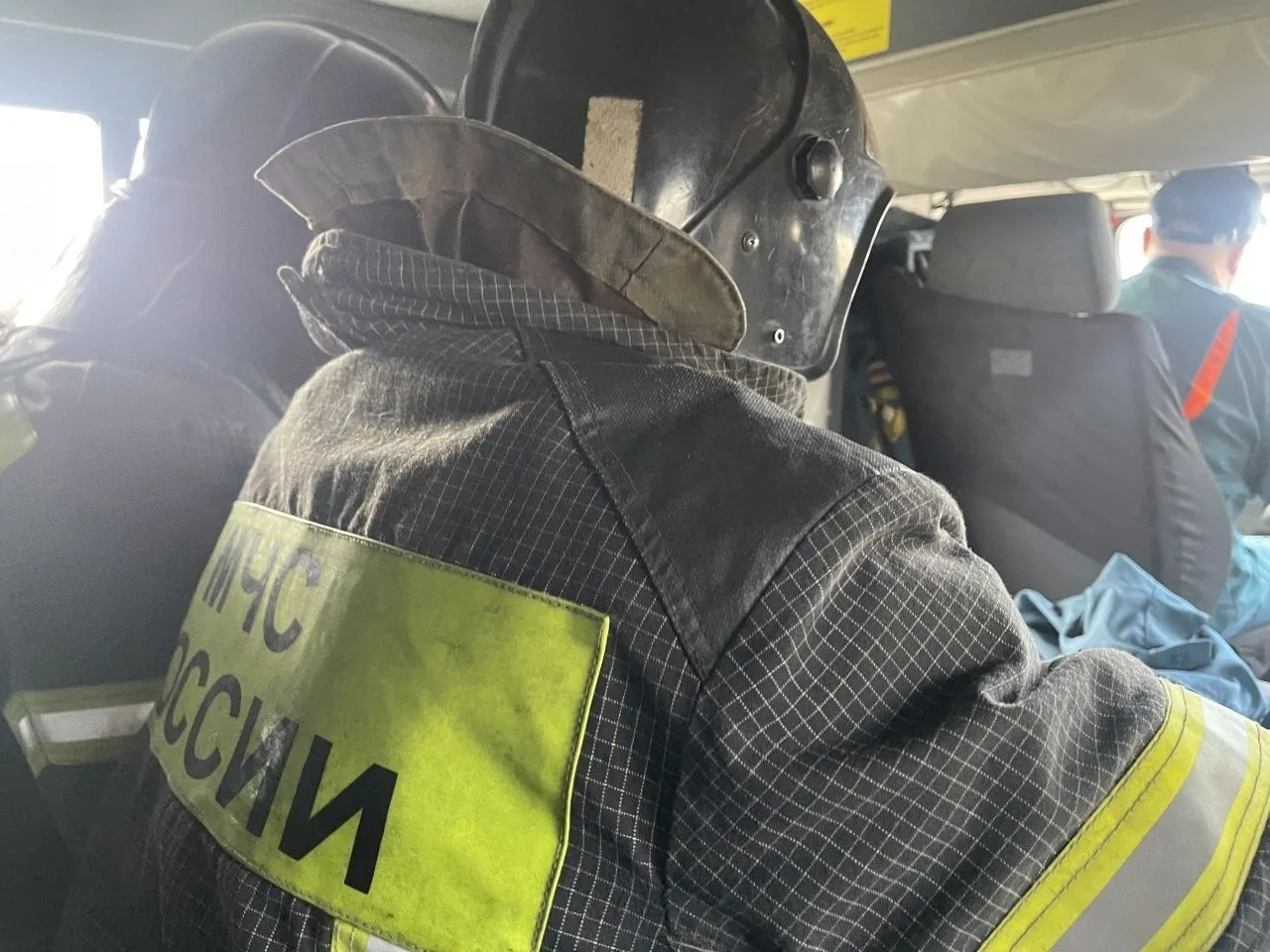 На Советской в подъезде двухэтажки загорелся мусор