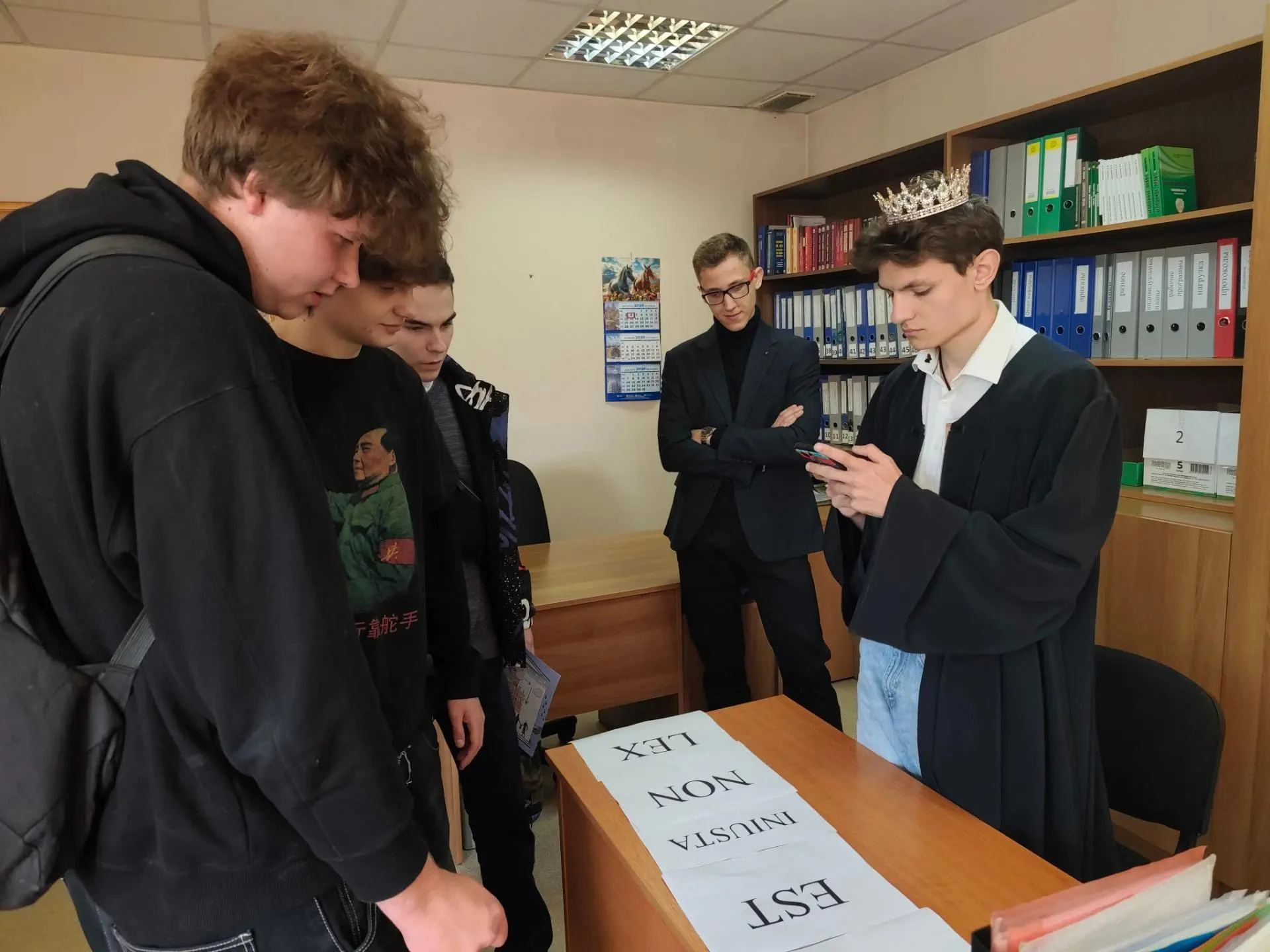Юристы ДонГУ провели для первокурсников квест «Код Юстиниана»