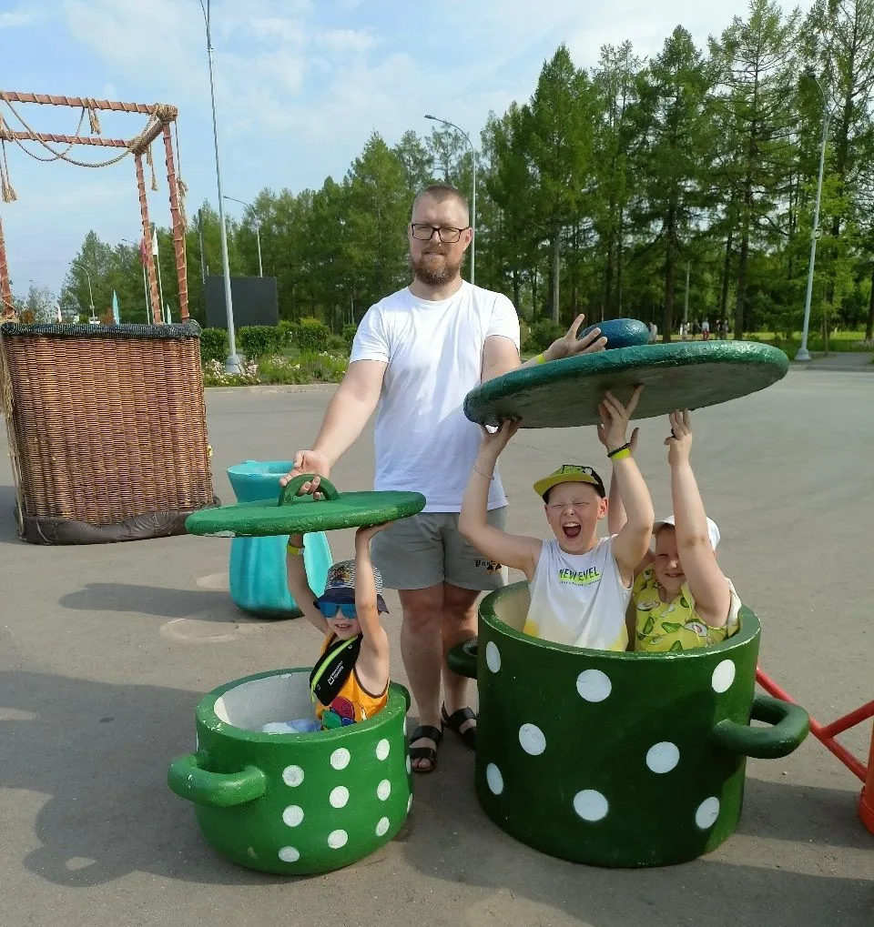Мы продолжаем онлайн-флешмоб "Спасибо, папа!", посвященный Дню отца, который состоится ...