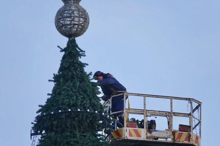 В Челнах стартовала подготовка к Новому году