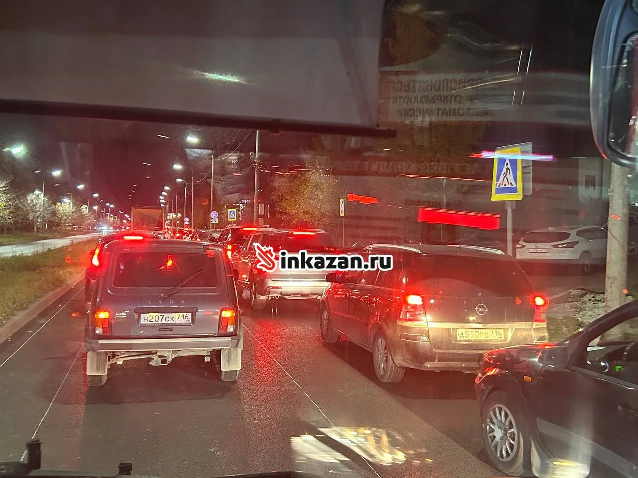#нампишут, что на улицах Габишева и Кул Гали образовалась огромная пробка.